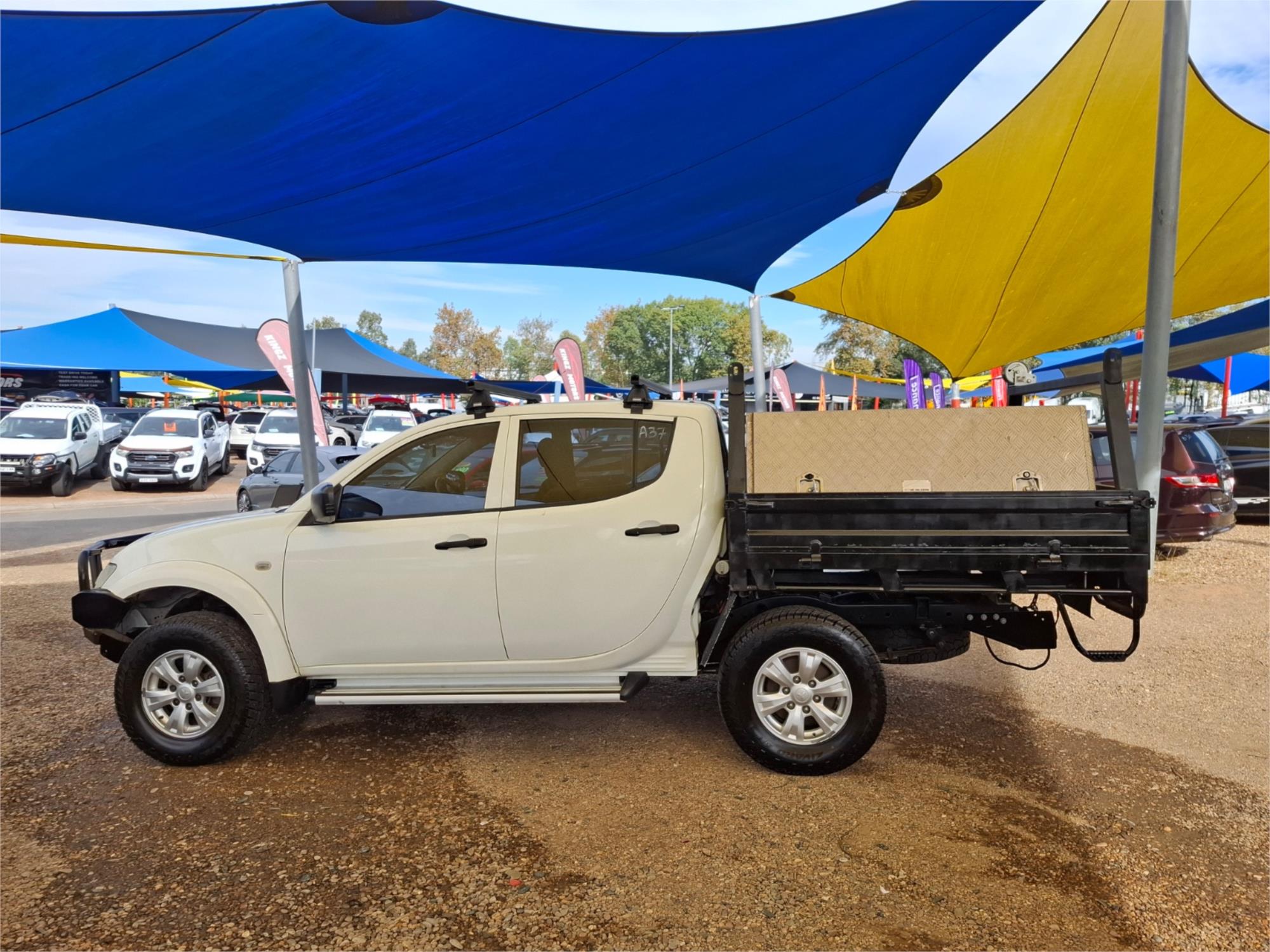 2014 MITSUBISHI TRITON MN MY14 UPDATE GLX (4x4) 4 SP AUTOMATIC 4x4 DOUBLE CAB UTILITY