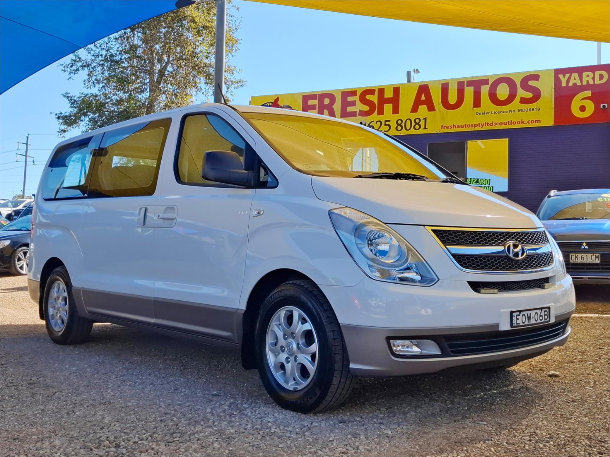 2014 HYUNDAI iMAX TQ MY13 4 SP AUTOMATIC 4D WAGON