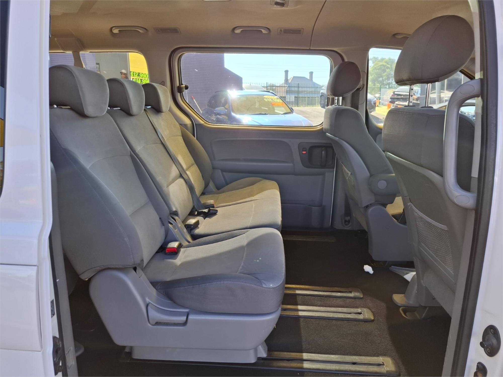 2014 HYUNDAI iMAX TQ MY13 4 SP AUTOMATIC 4D WAGON