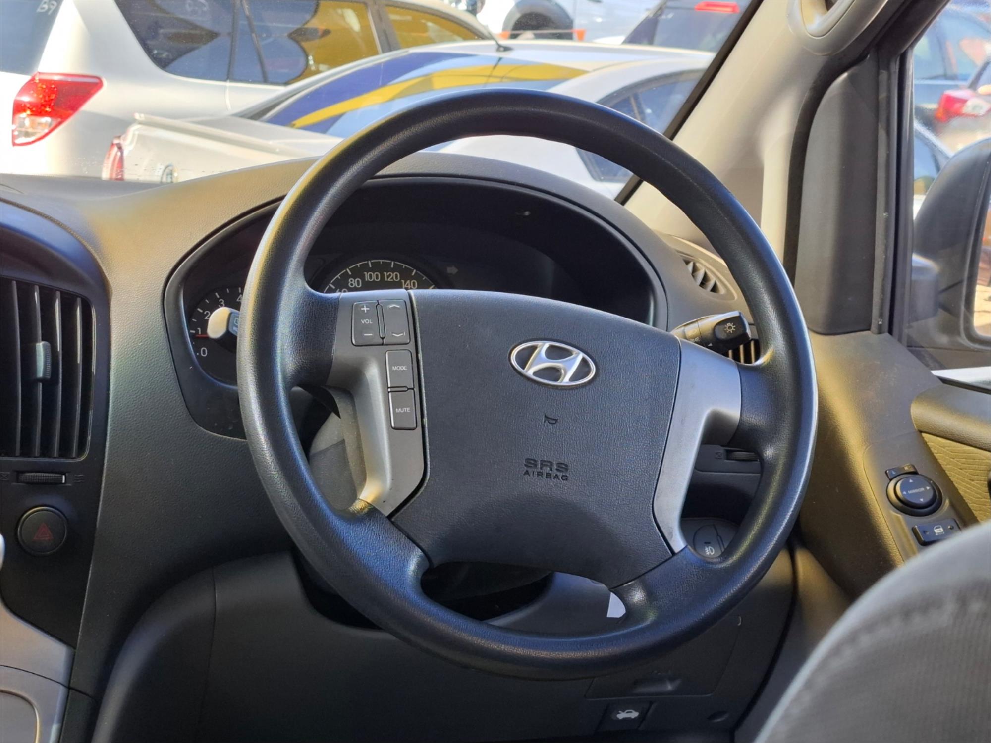 2014 HYUNDAI iMAX TQ MY13 4 SP AUTOMATIC 4D WAGON