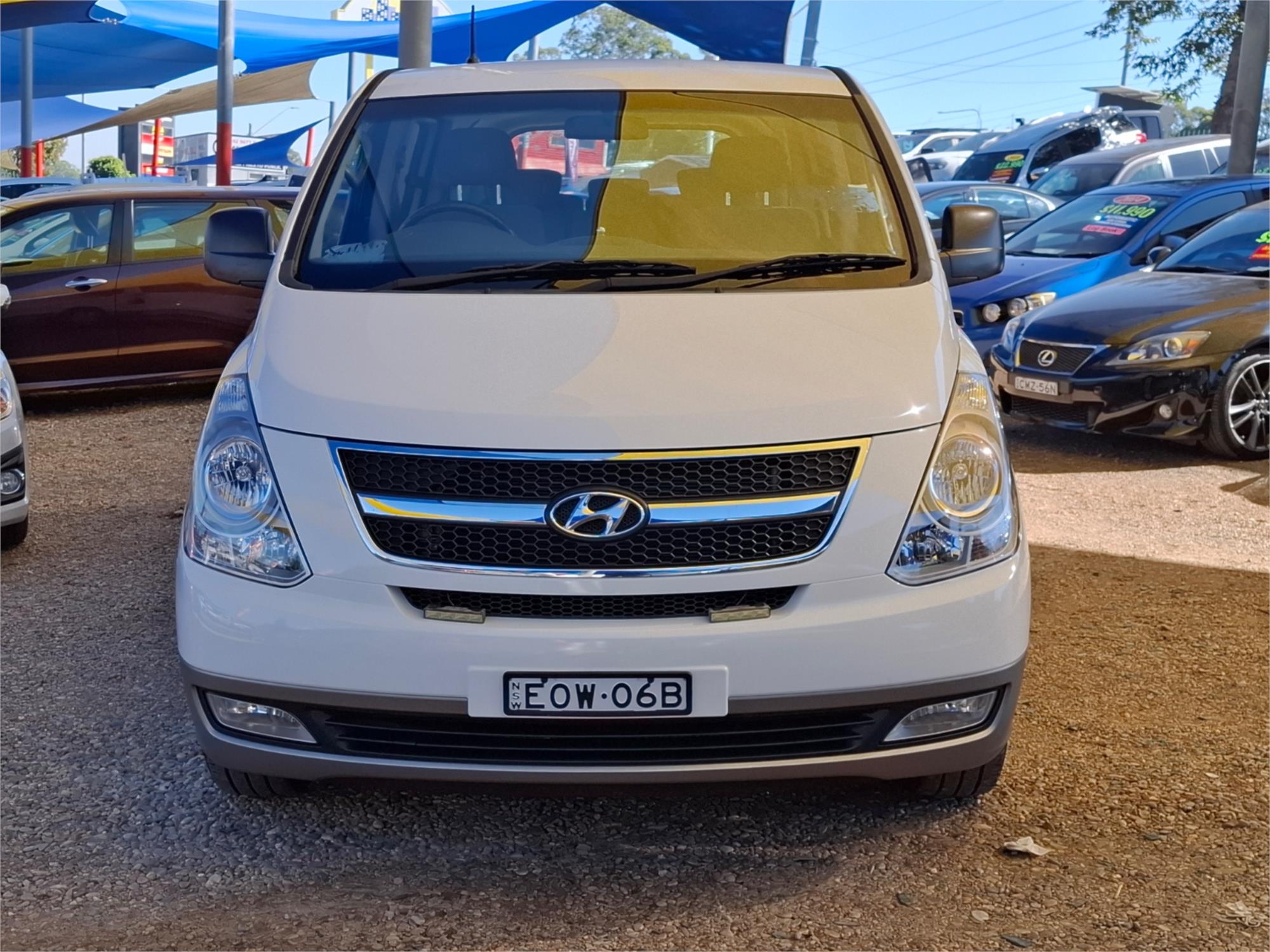 2014 HYUNDAI iMAX TQ MY13 4 SP AUTOMATIC 4D WAGON