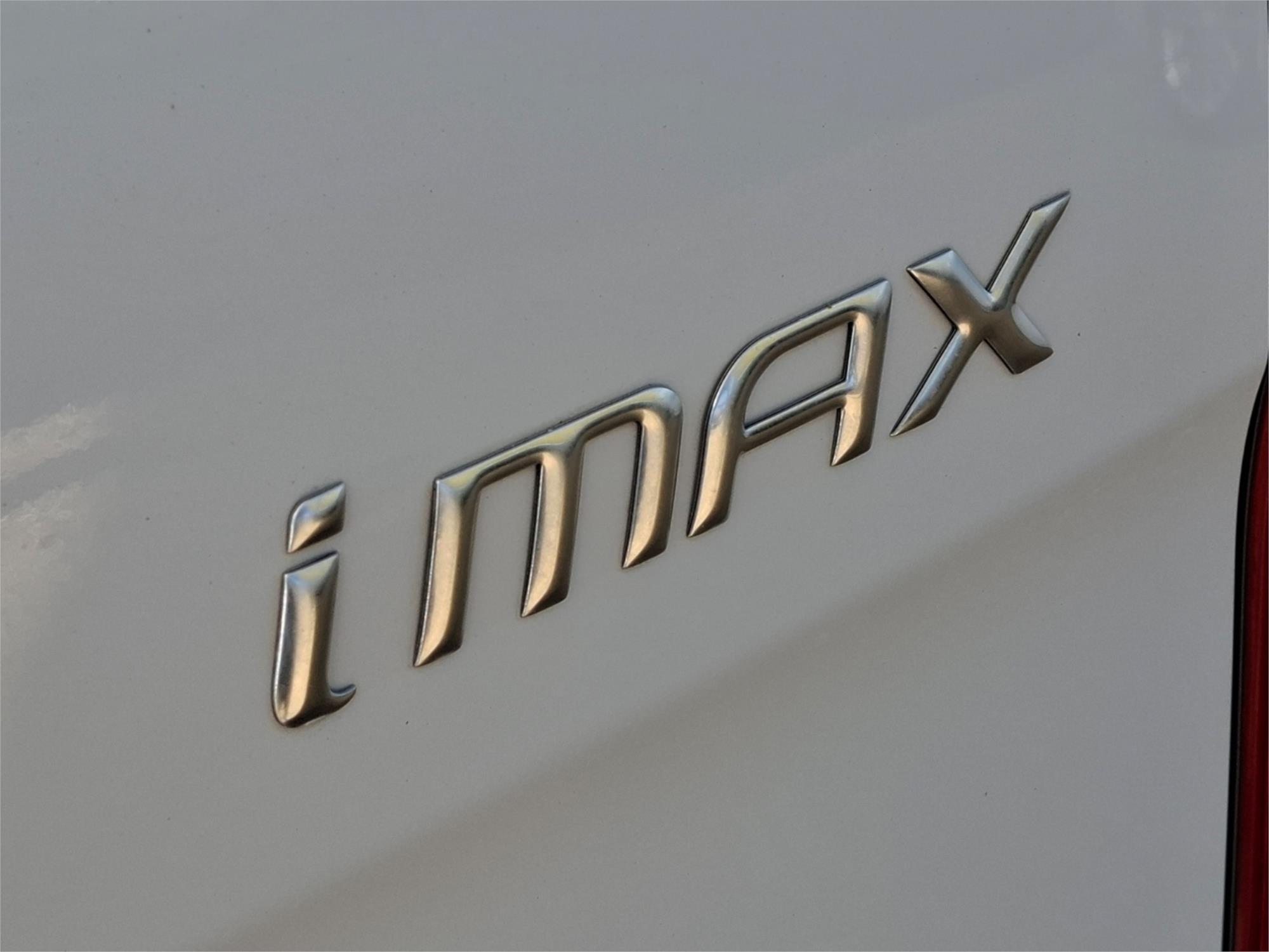 2014 HYUNDAI iMAX TQ MY13 4 SP AUTOMATIC 4D WAGON