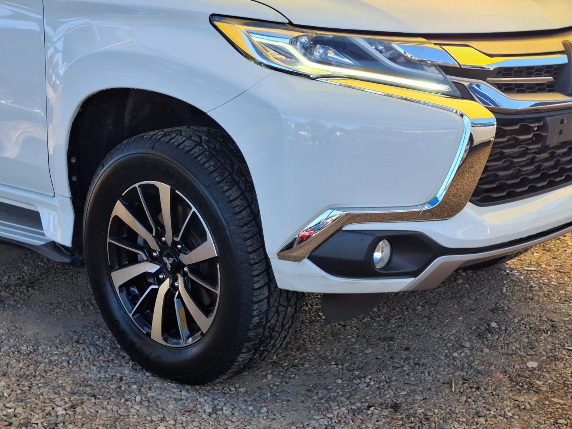 2018 MITSUBISHI PAJERO SPORT QE MY19 GLS (4x4) 5 SEAT 8 SP AUTOMATIC 4D WAGON