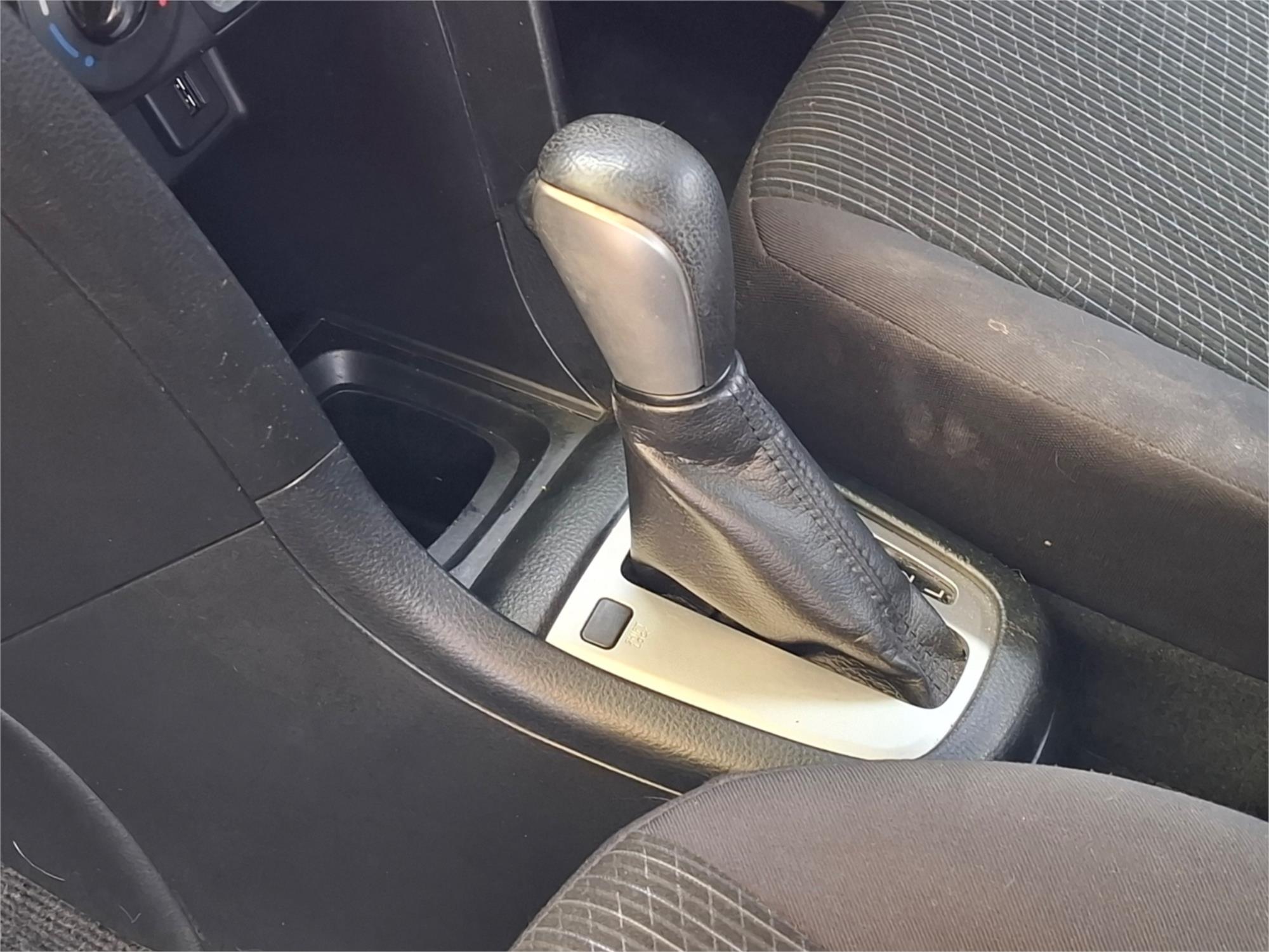 2015 SUZUKI SWIFT FZ GL 4 SP AUTOMATIC 5D HATCHBACK