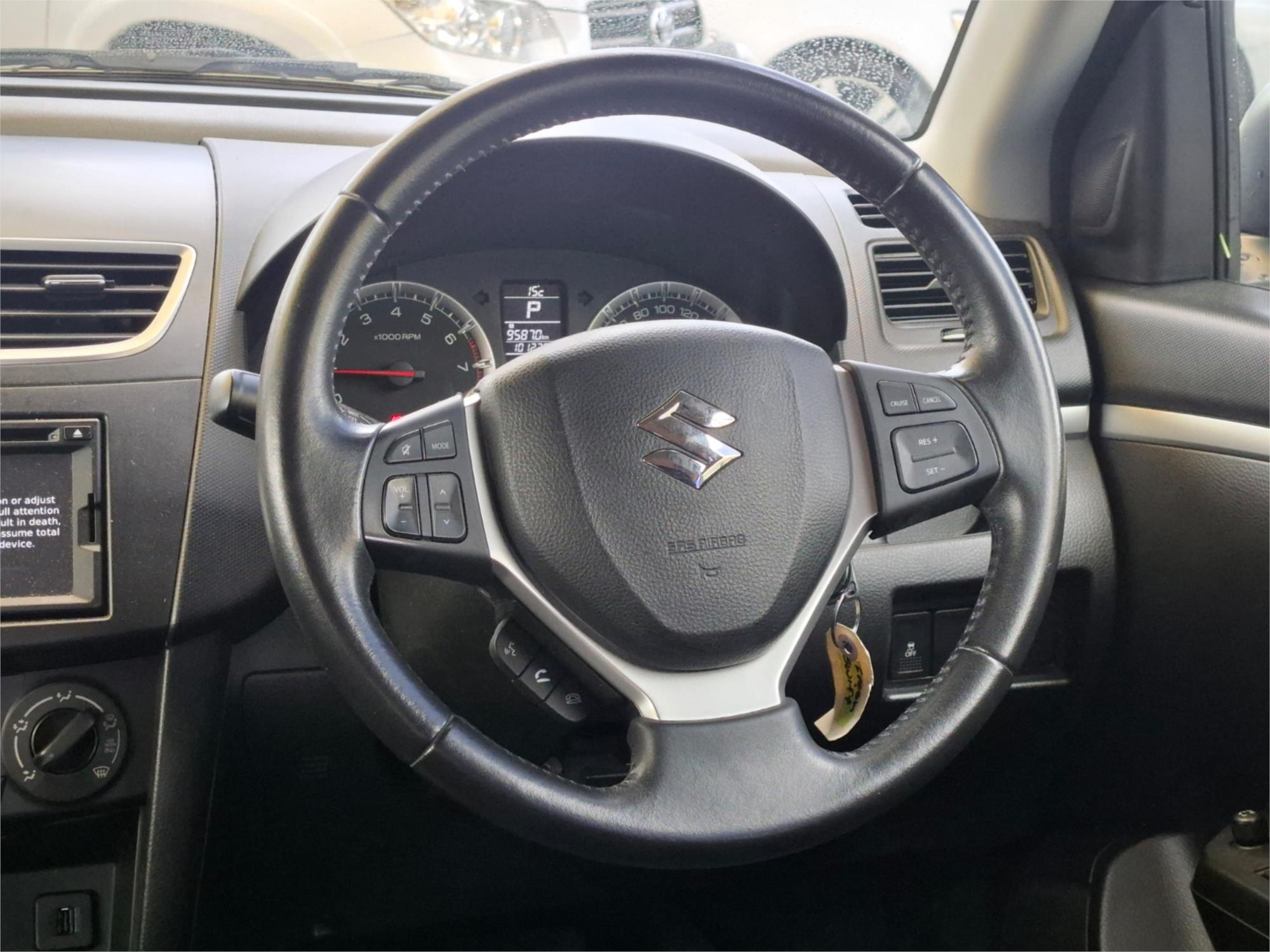 2015 SUZUKI SWIFT FZ GL 4 SP AUTOMATIC 5D HATCHBACK