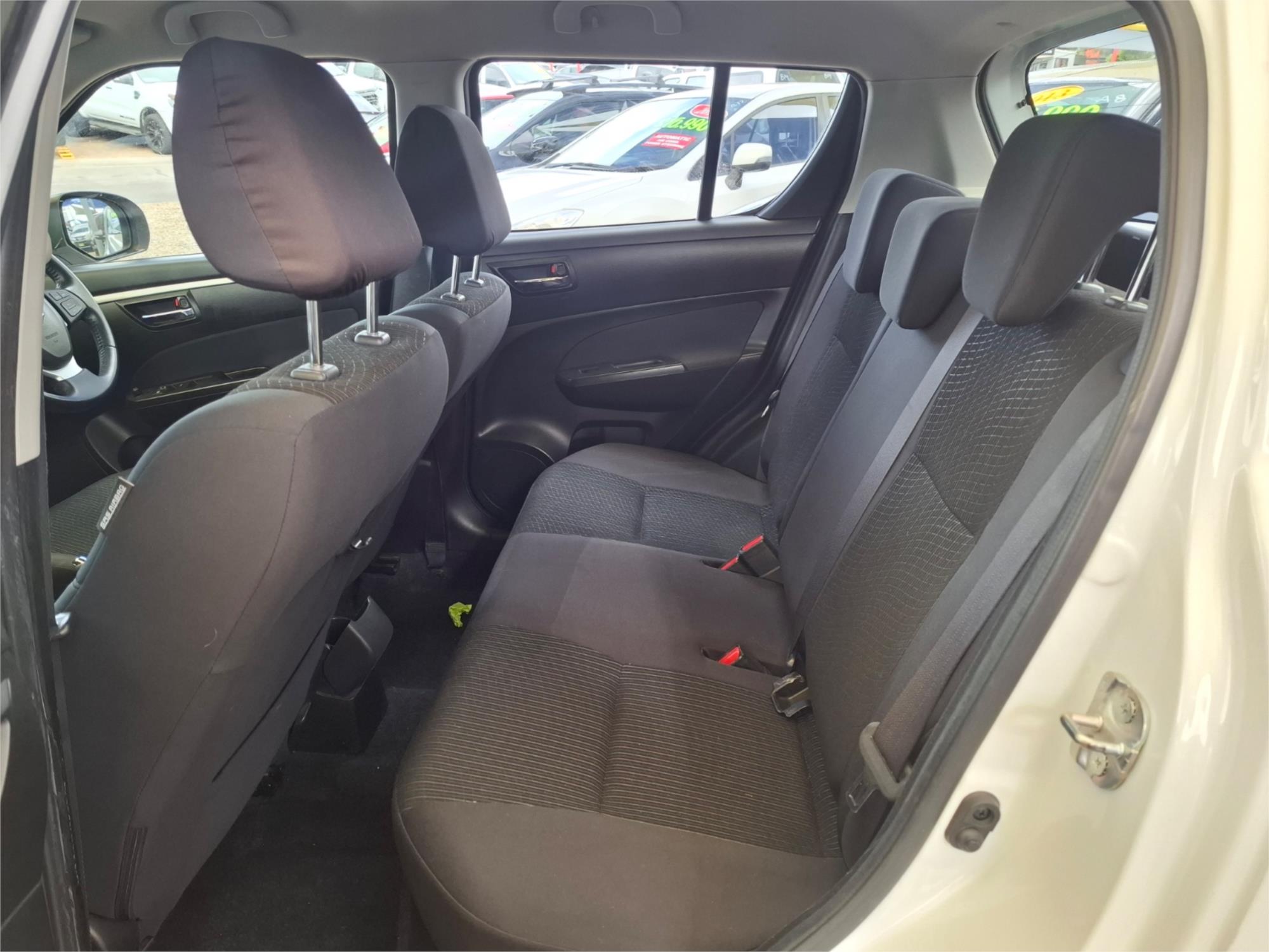 2015 SUZUKI SWIFT FZ GL 4 SP AUTOMATIC 5D HATCHBACK