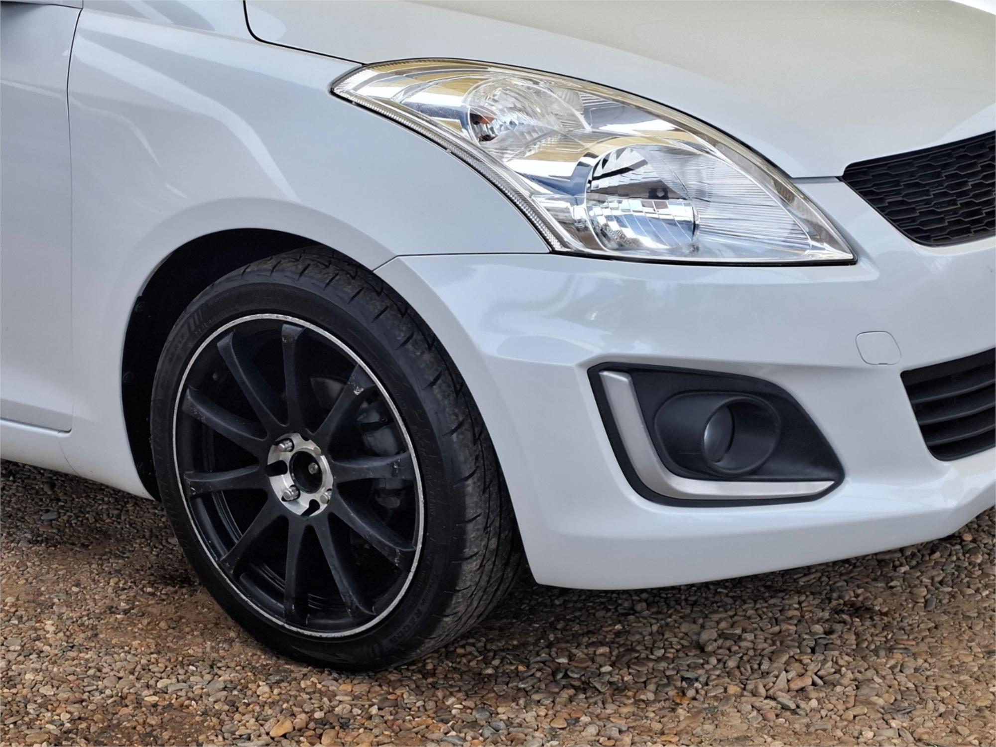 2015 SUZUKI SWIFT FZ GL 4 SP AUTOMATIC 5D HATCHBACK