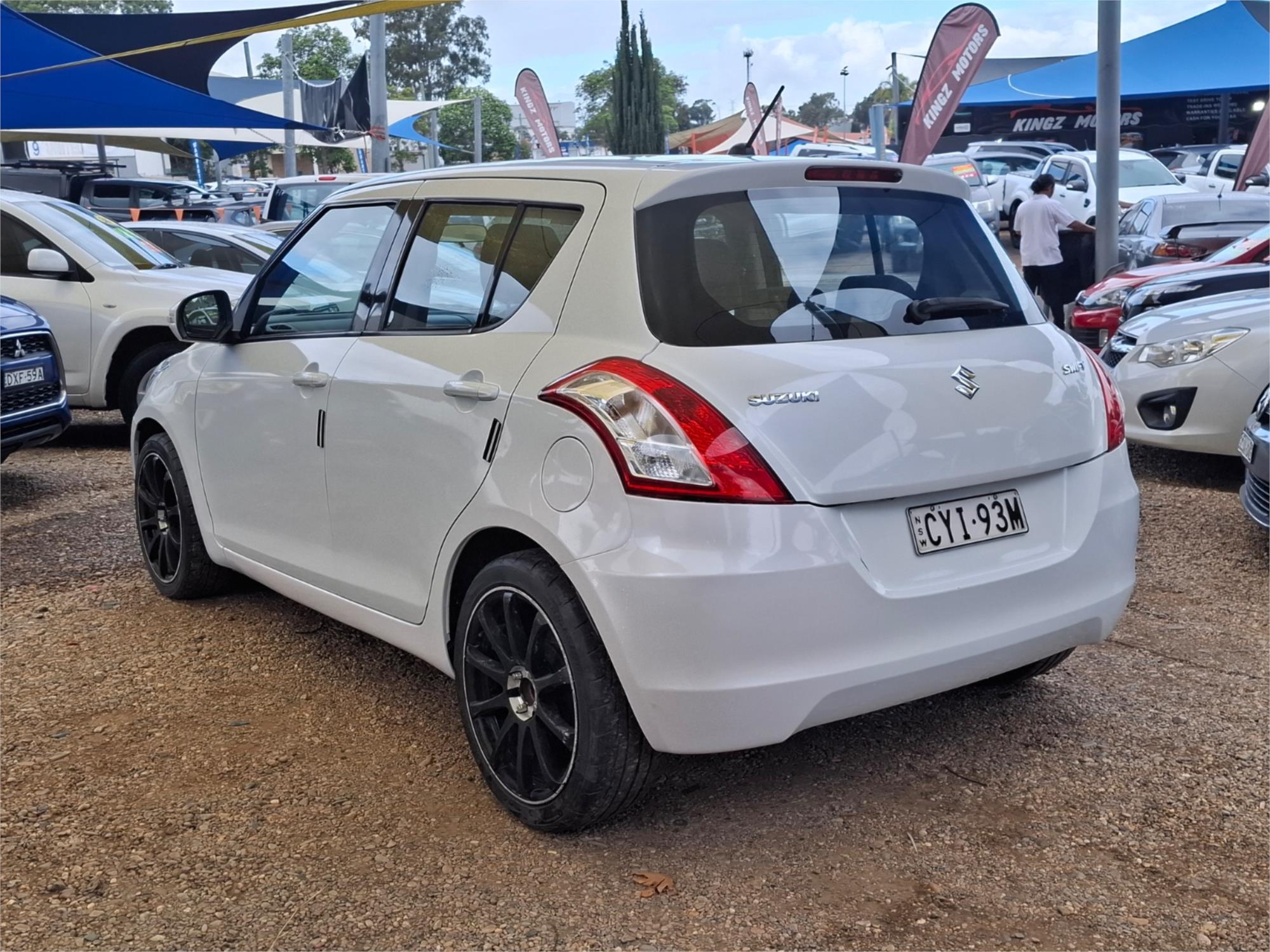 2015 SUZUKI SWIFT FZ GL 4 SP AUTOMATIC 5D HATCHBACK