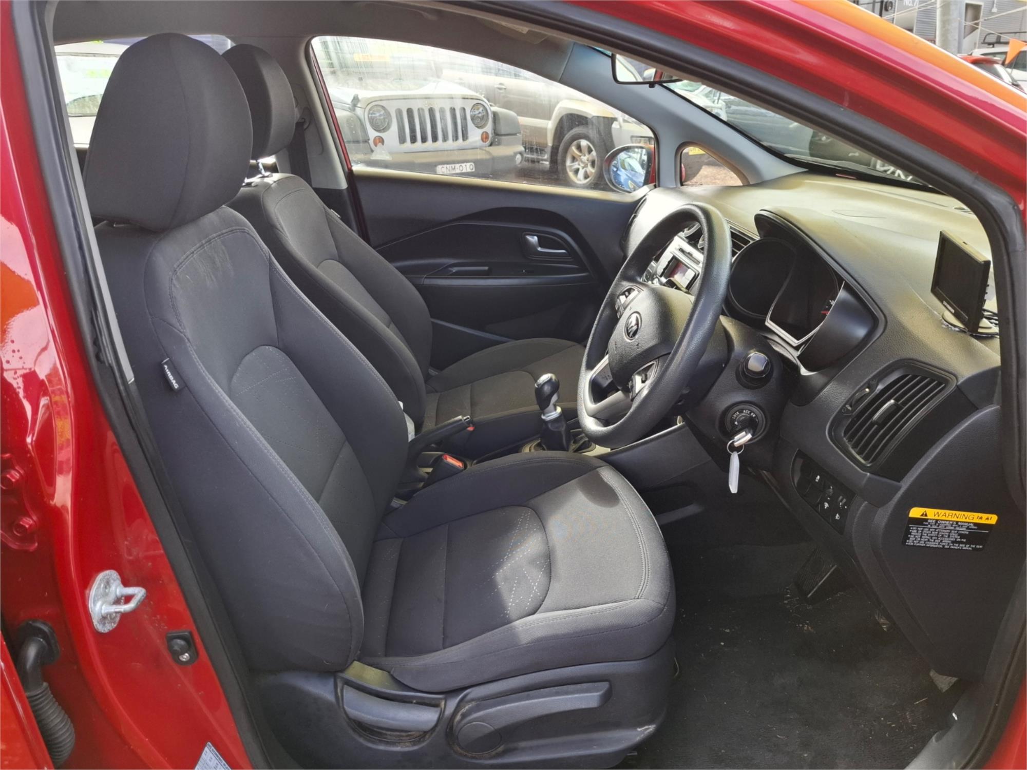 2014 KIA RIO UB MY14 S 6 SP MANUAL 3D HATCHBACK