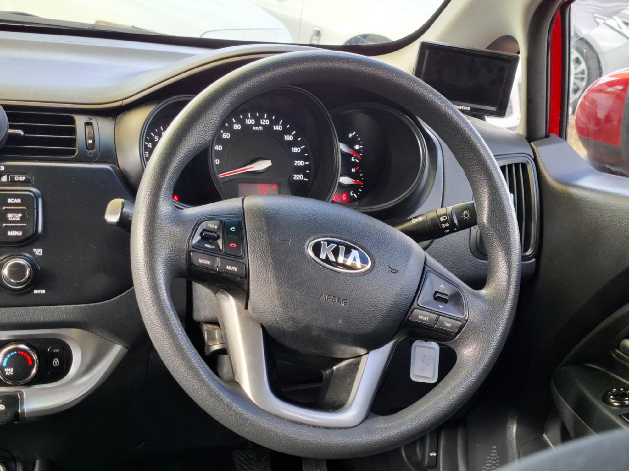 2014 KIA RIO UB MY14 S 6 SP MANUAL 3D HATCHBACK