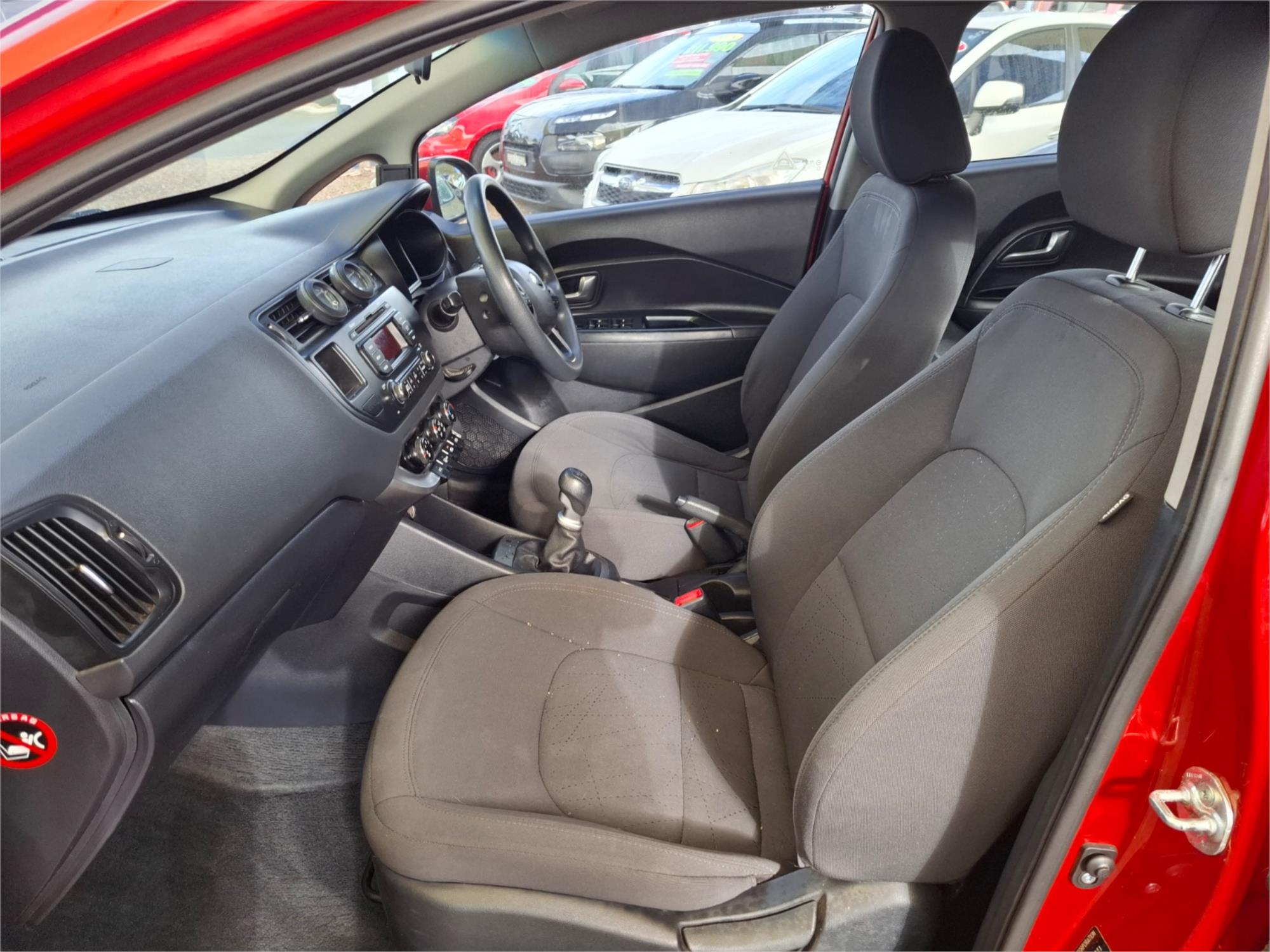 2014 KIA RIO UB MY14 S 6 SP MANUAL 3D HATCHBACK
