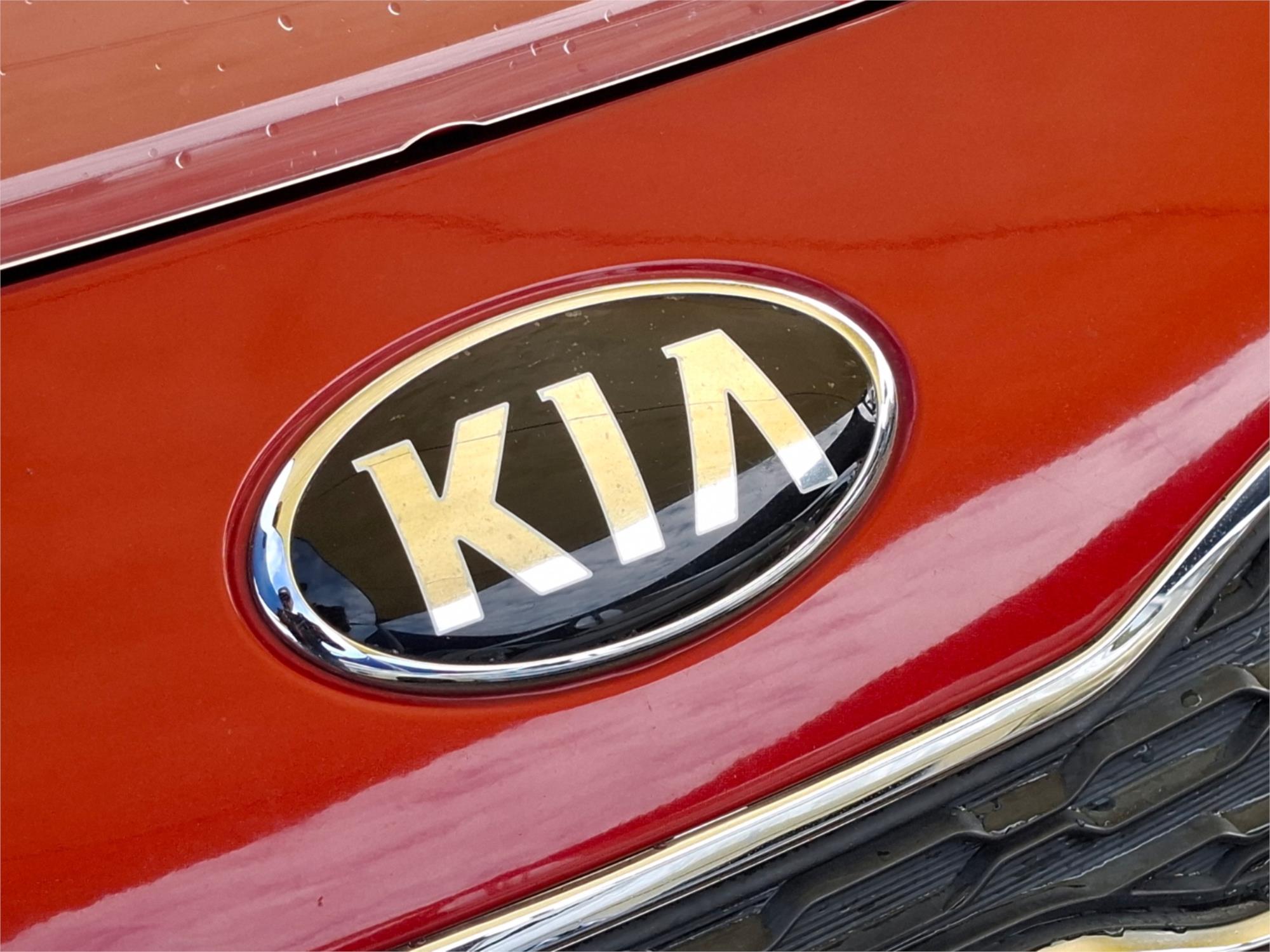 2014 KIA RIO UB MY14 S 6 SP MANUAL 3D HATCHBACK