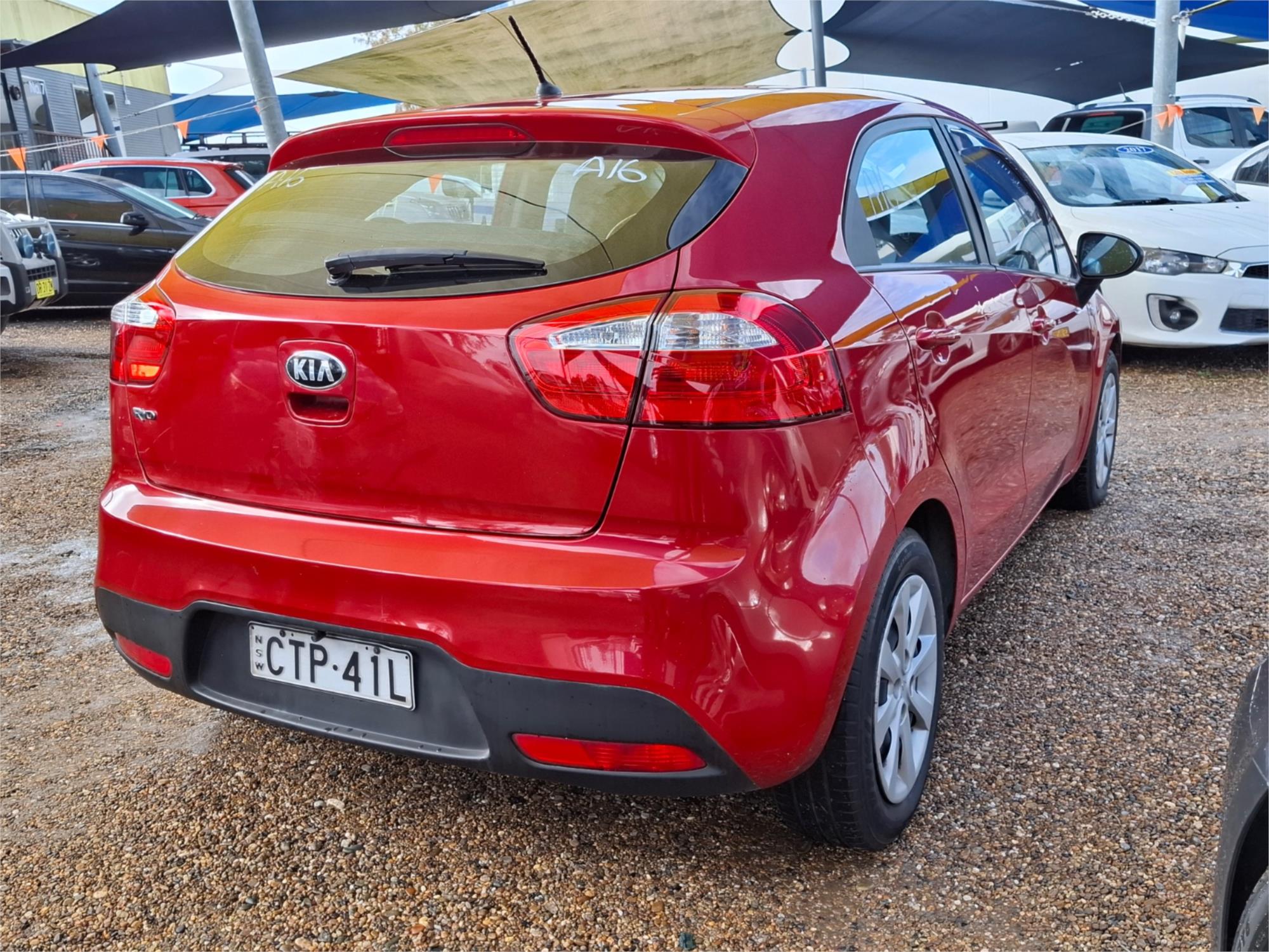2014 KIA RIO UB MY14 S 6 SP MANUAL 3D HATCHBACK