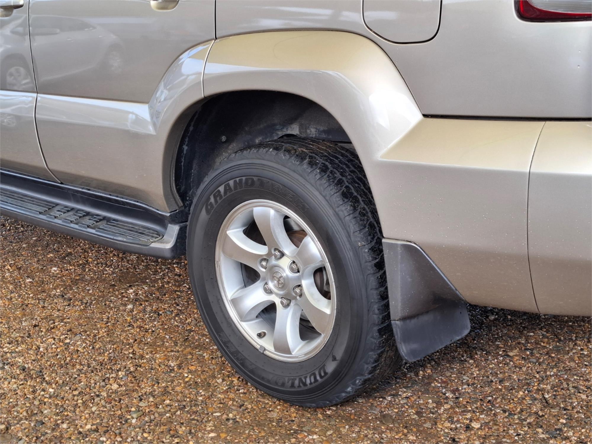 2005 TOYOTA LANDCRUISER KZJ120R PRADO GXL (4x4) 4 SP AUTOMATIC 4D WAGON