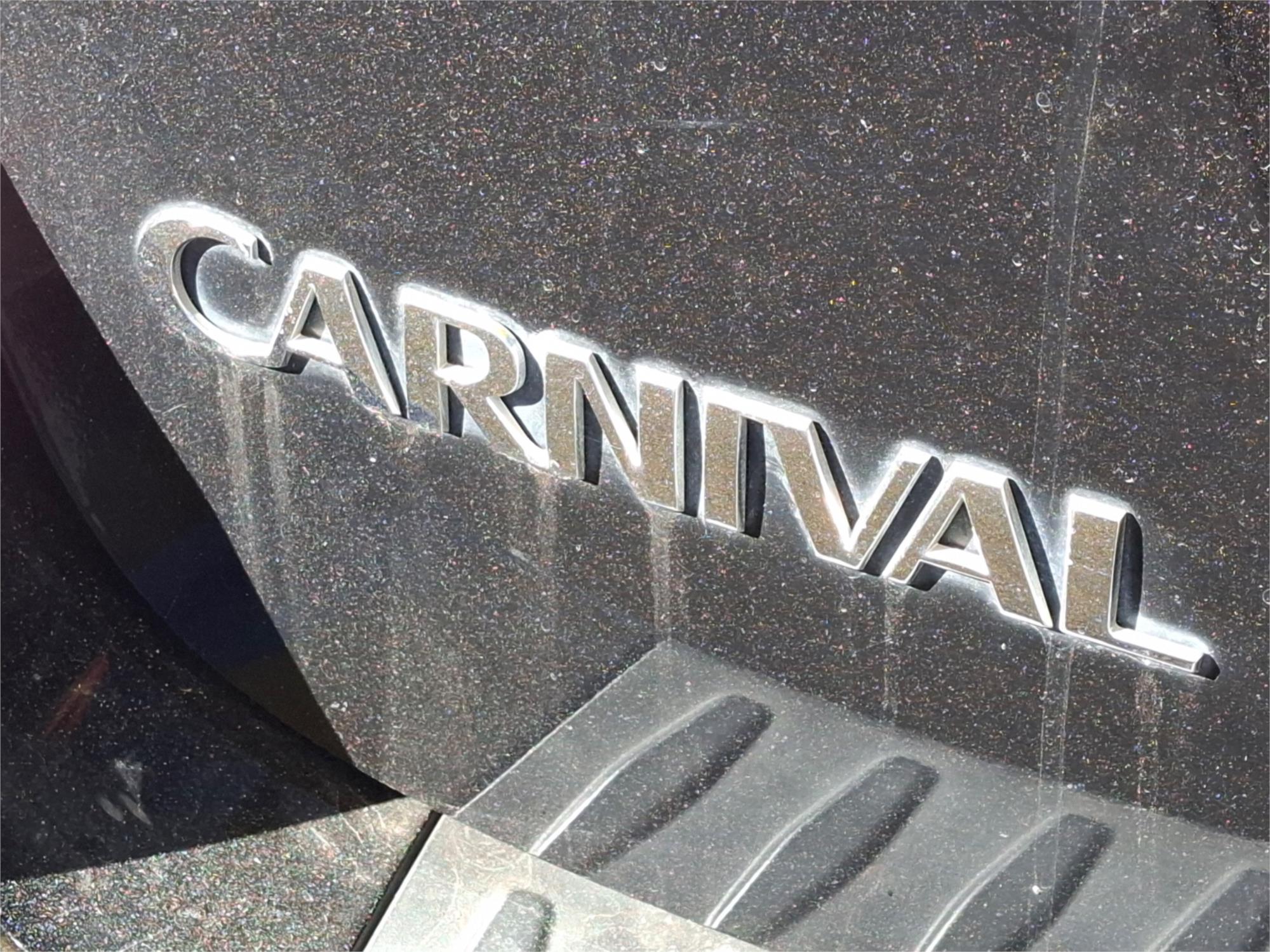 2016 KIA CARNIVAL YP MY16 UPDATE SLi 6 SP AUTOMATIC 4D WAGON