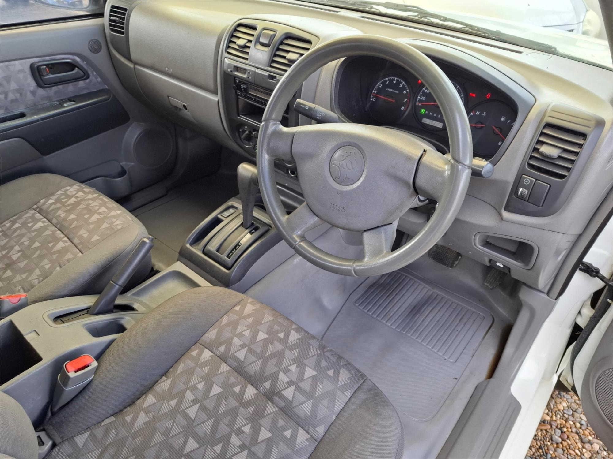 2006 HOLDEN RODEO RA MY06 UPGRADE LX 4 SP AUTOMATIC C/CHAS