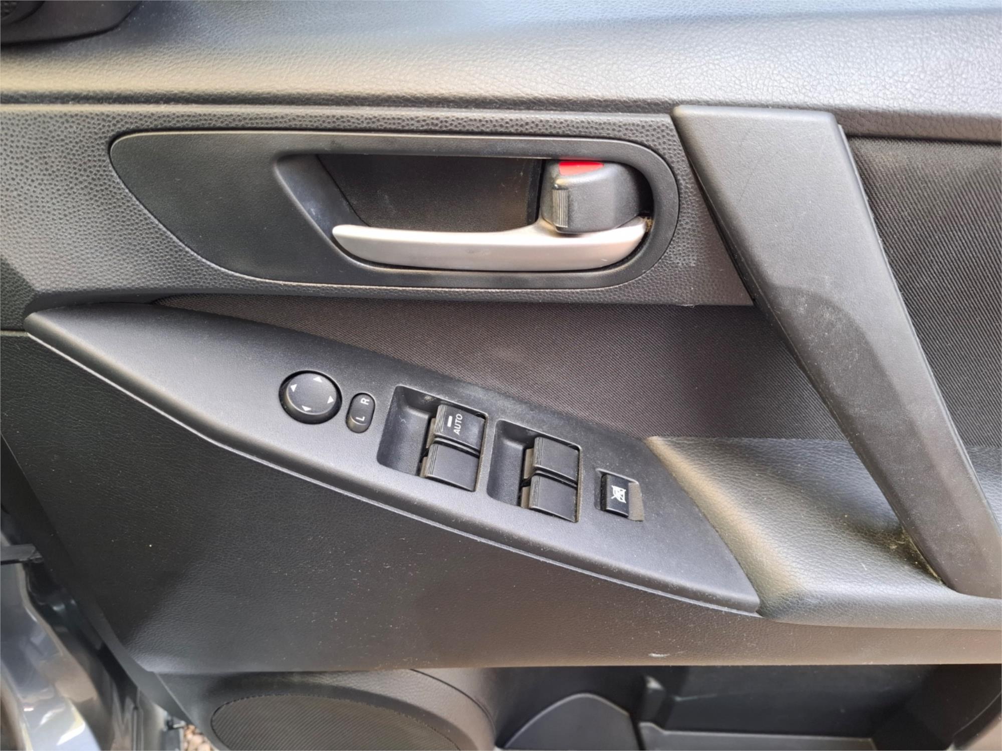 2012 MAZDA MAZDA3 BL 11 UPGRADE NEO 5 SP AUTOMATIC 5D HATCHBACK