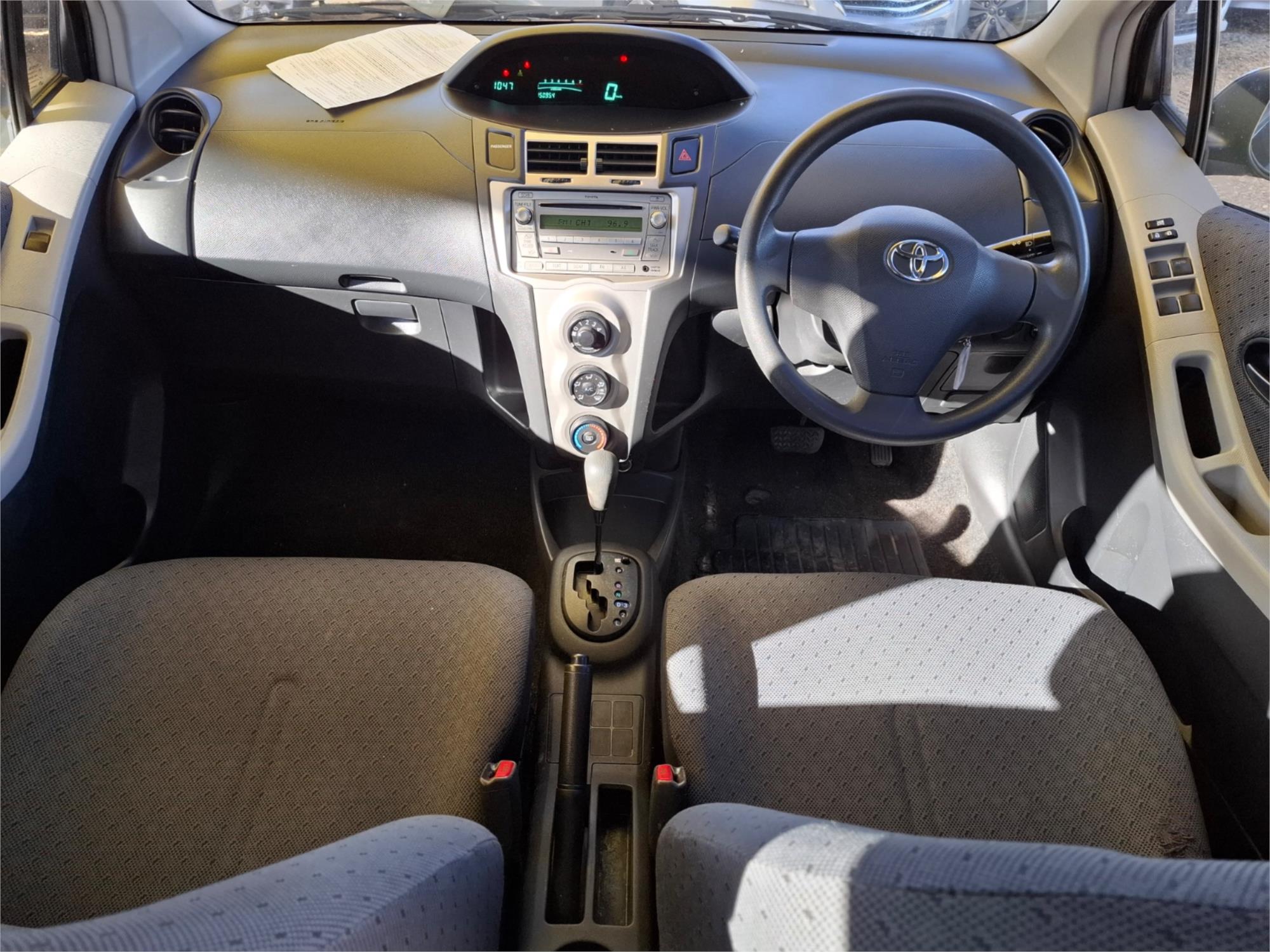2011 TOYOTA YARIS NCP90R 10 UPGRADE YR 4 SP AUTOMATIC 5D HATCHBACK