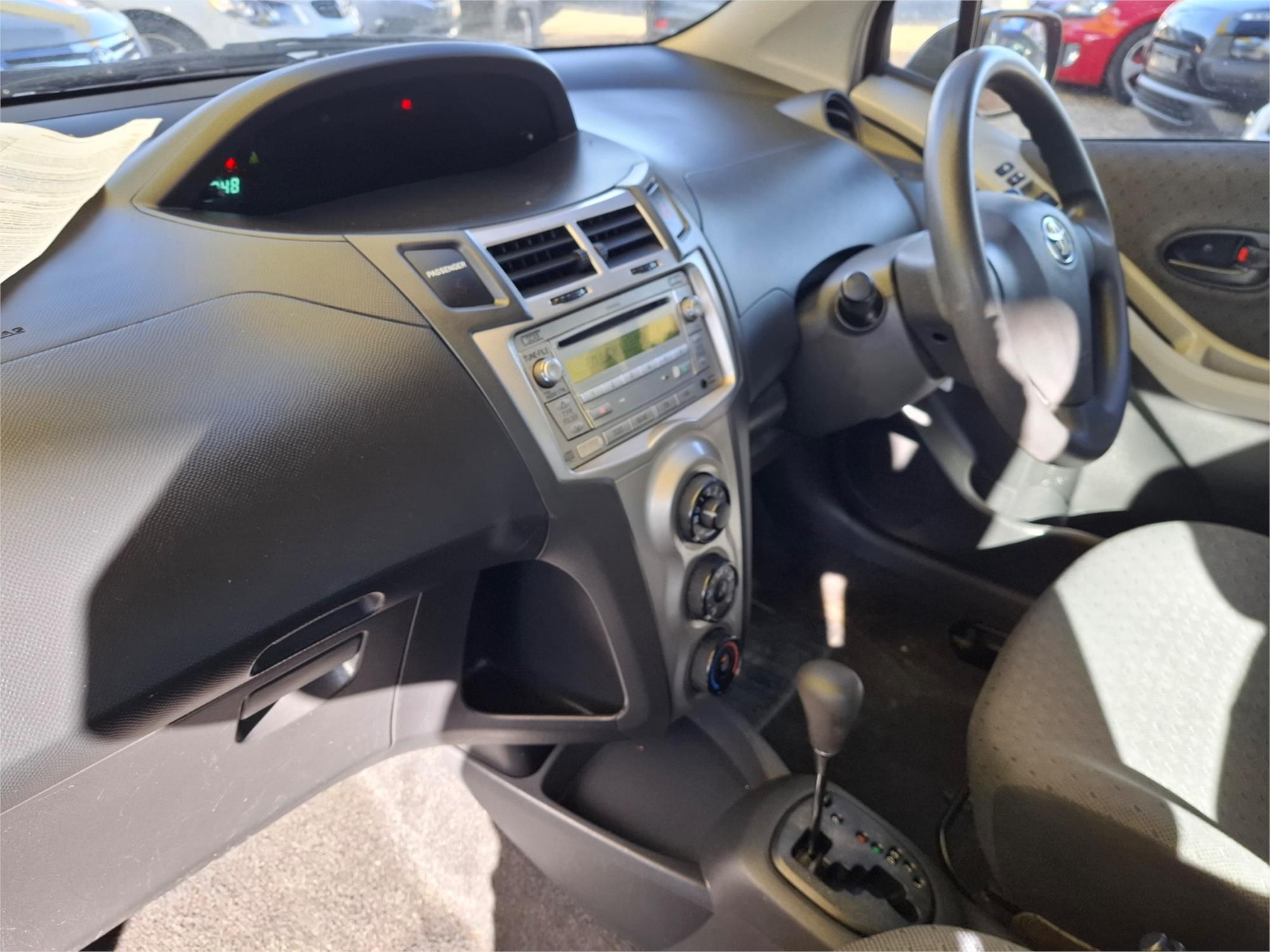 2011 TOYOTA YARIS NCP90R 10 UPGRADE YR 4 SP AUTOMATIC 5D HATCHBACK