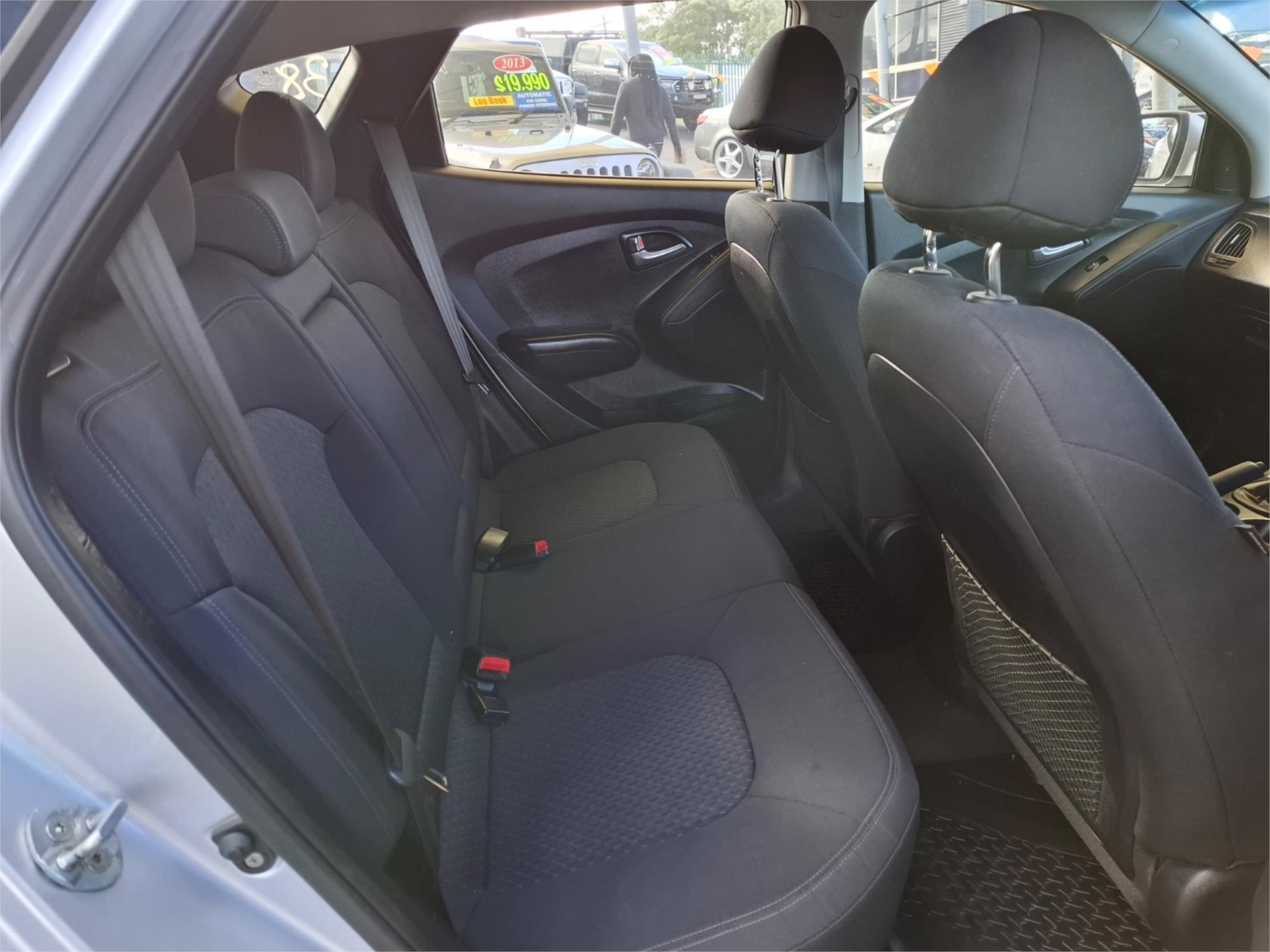 2011 HYUNDAI iX35 LM MY11 ACTIVE (FWD) 5 SP MANUAL 4D WAGON