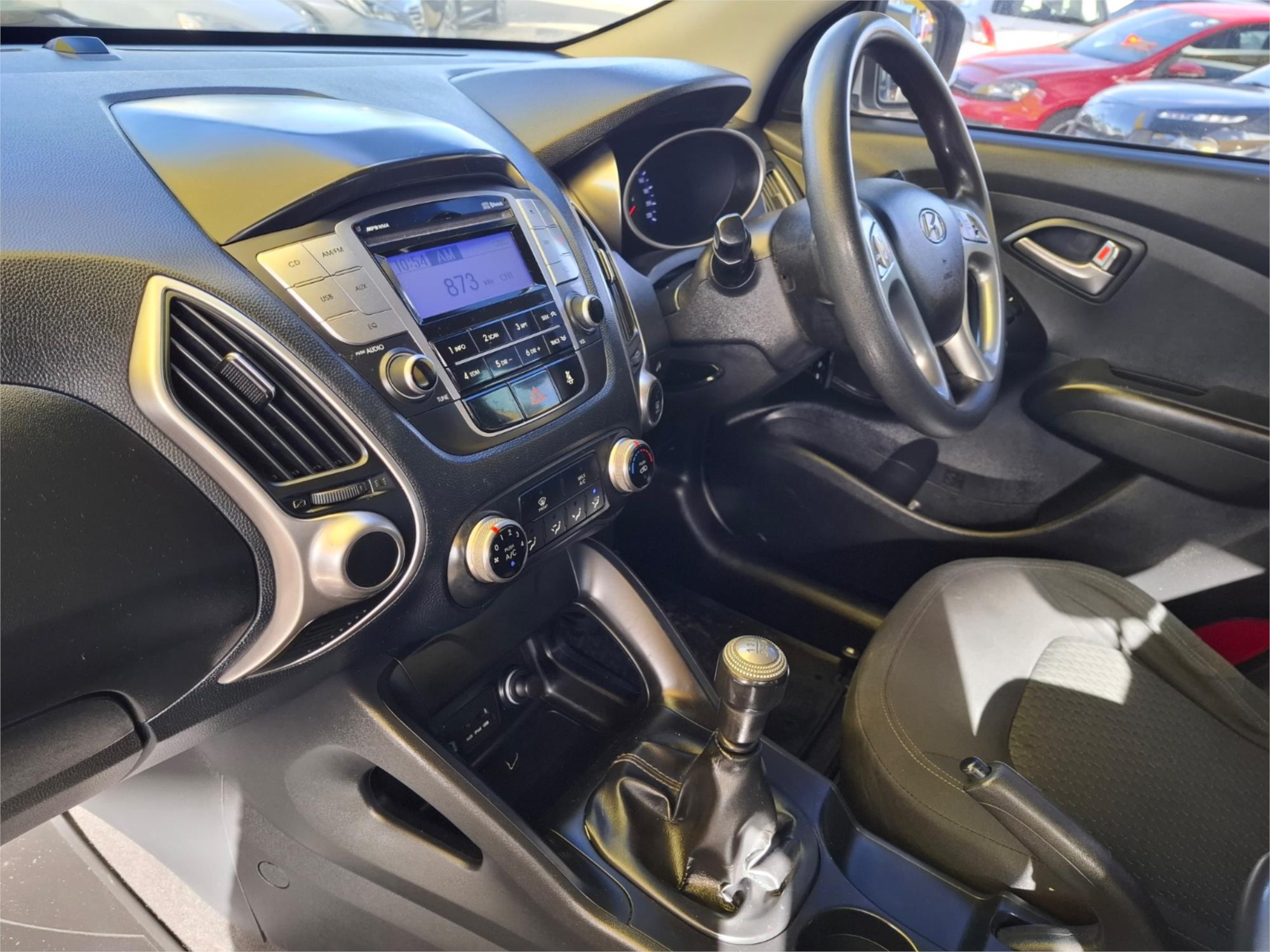 2011 HYUNDAI iX35 LM MY11 ACTIVE (FWD) 5 SP MANUAL 4D WAGON