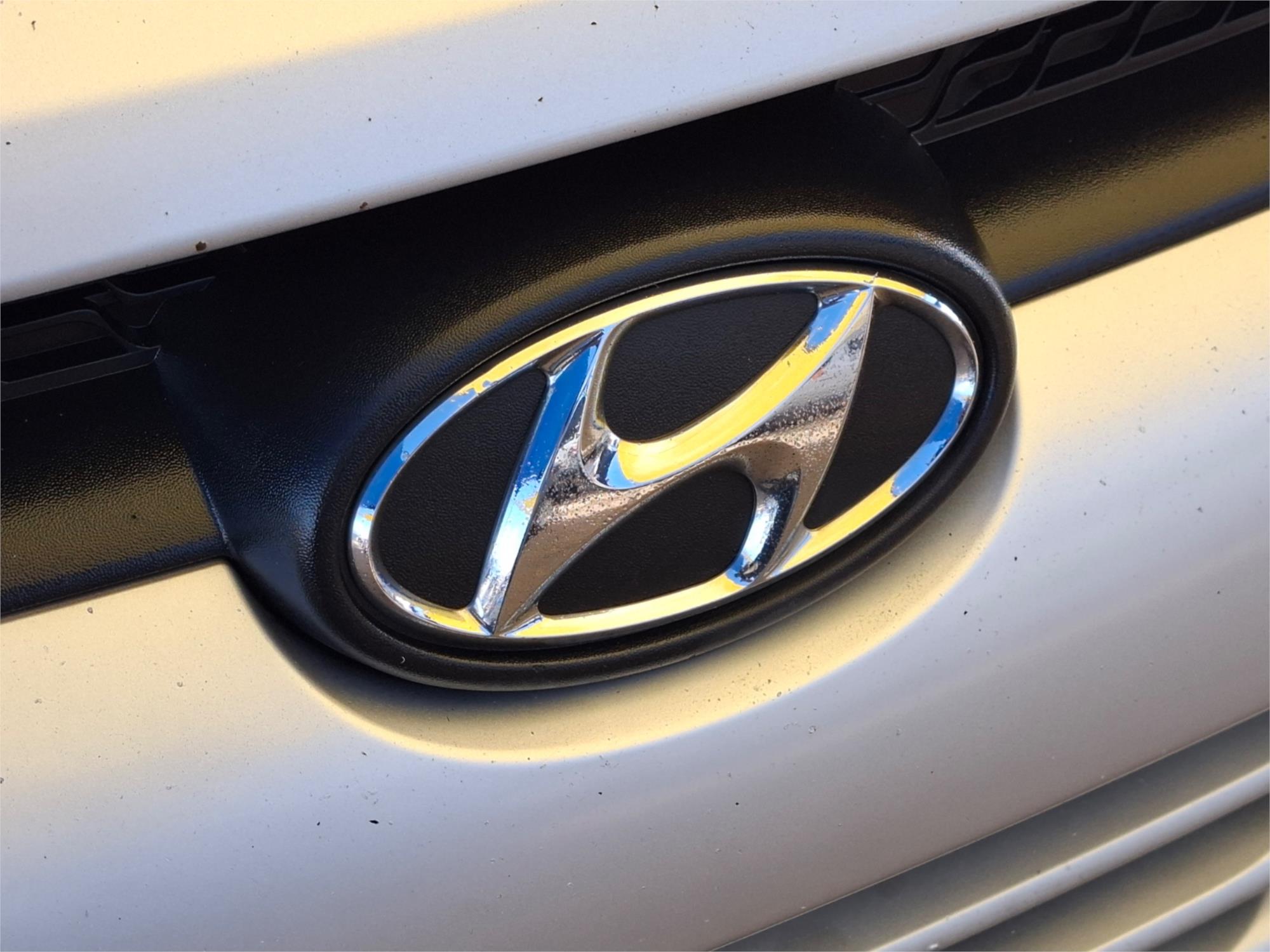 2011 HYUNDAI iX35 LM MY11 ACTIVE (FWD) 5 SP MANUAL 4D WAGON