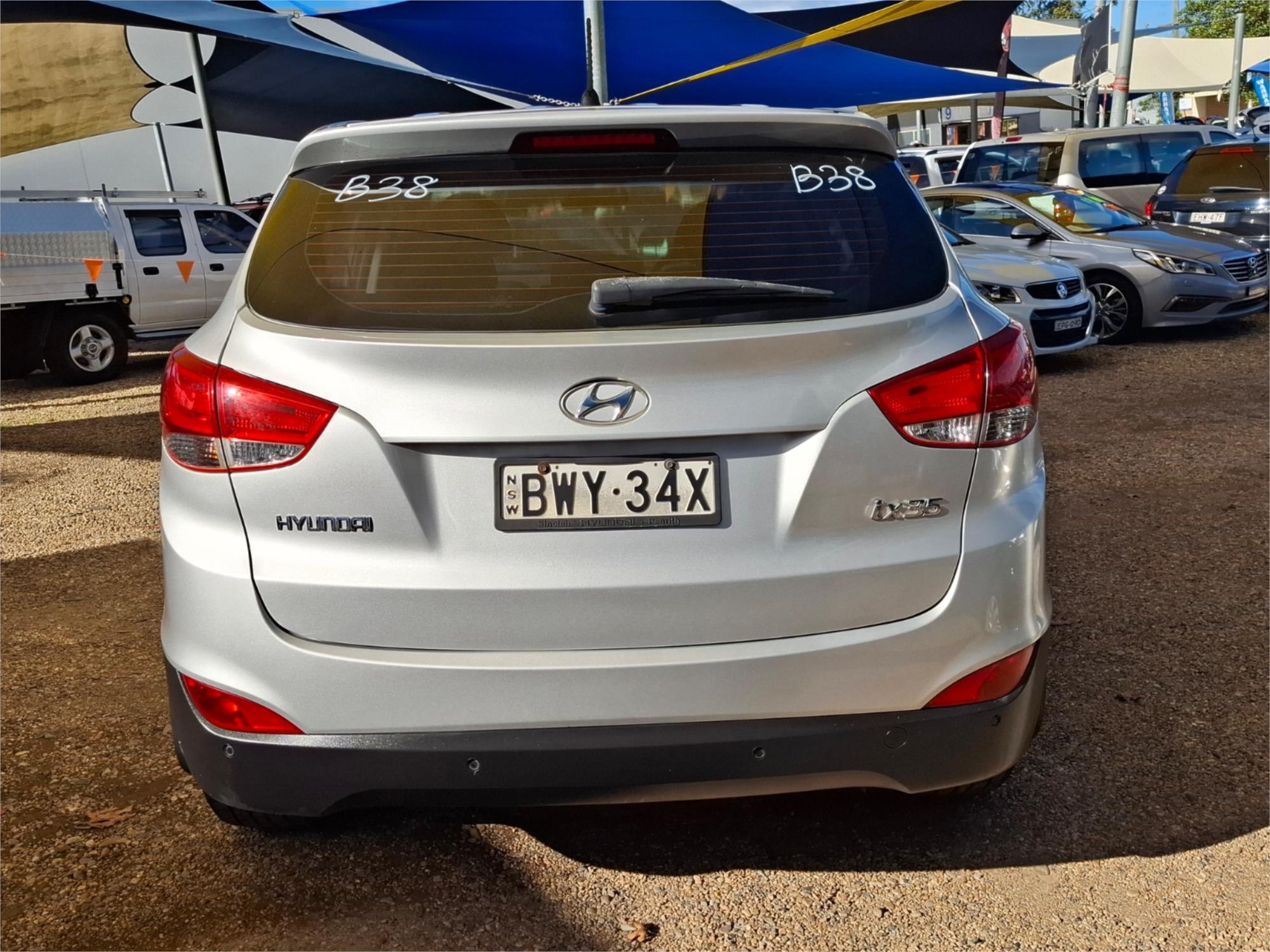 2011 HYUNDAI iX35 LM MY11 ACTIVE (FWD) 5 SP MANUAL 4D WAGON