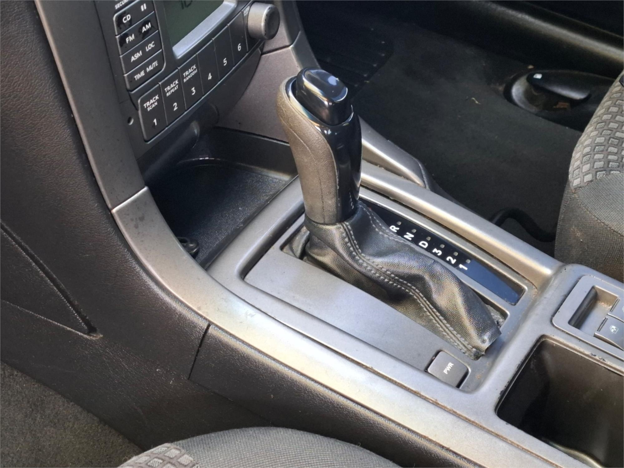 2005 HOLDEN COMMODORE VZ EXECUTIVE 4 SP AUTOMATIC 4D WAGON