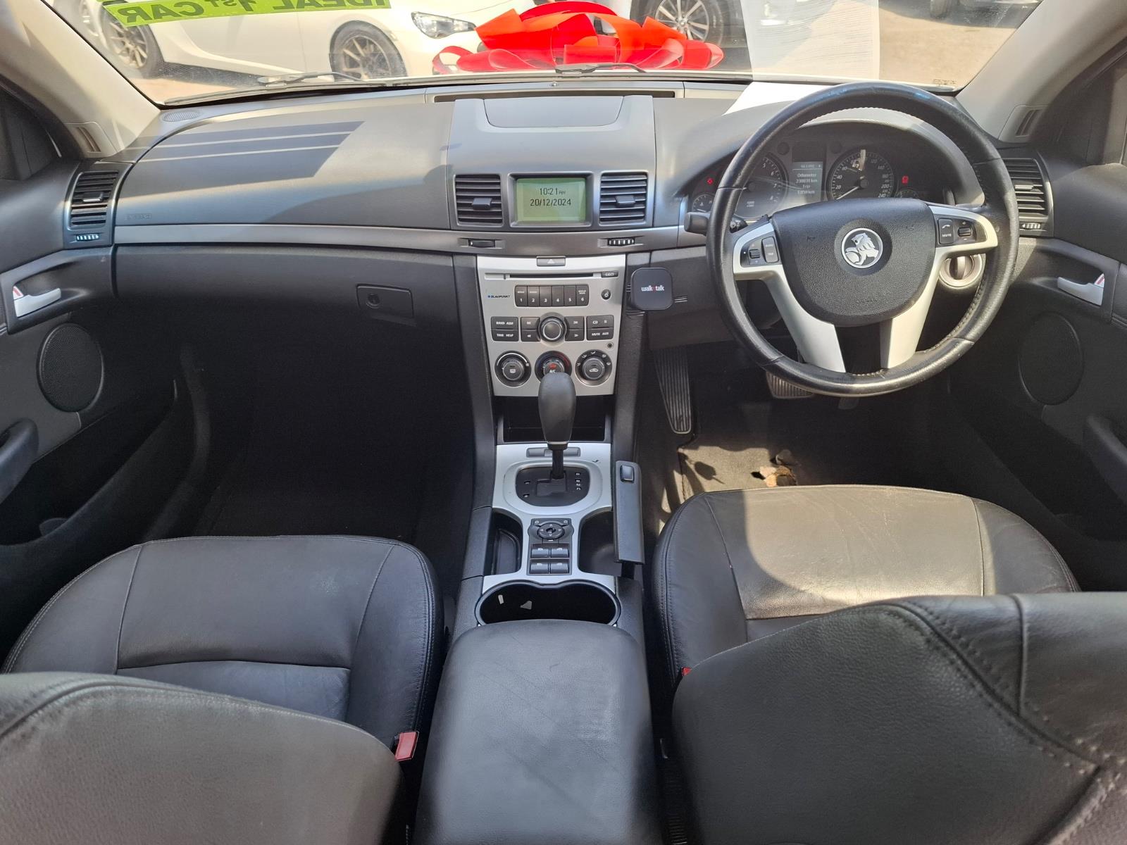 2010 HOLDEN COMMODORE VE MY10 INTERNATIONAL 6 SP AUTOMATIC 4D SEDAN