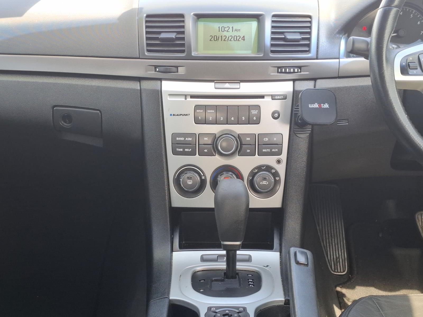 2010 HOLDEN COMMODORE VE MY10 INTERNATIONAL 6 SP AUTOMATIC 4D SEDAN