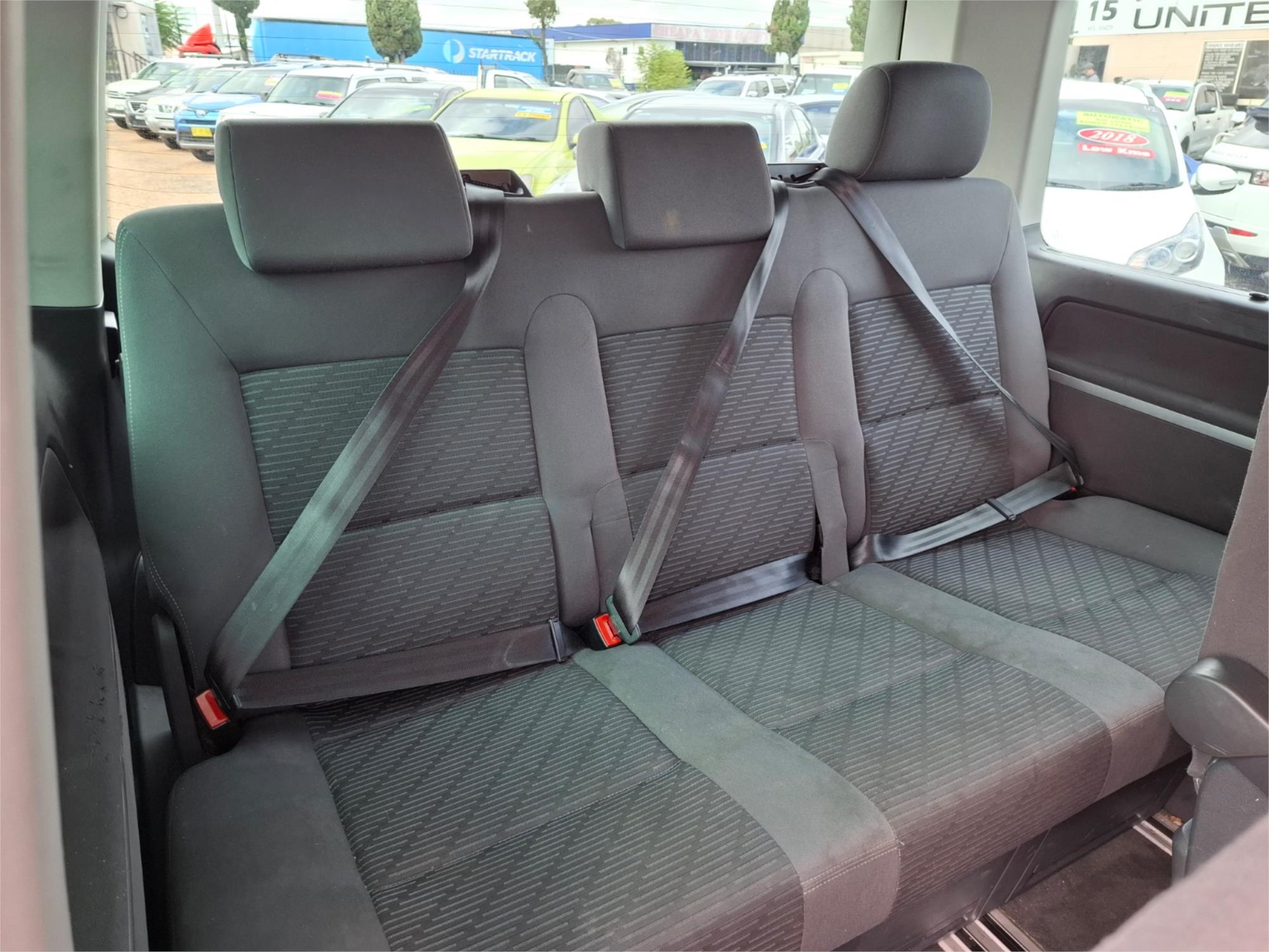 2012 VOLKSWAGEN MULTIVAN T5 MY12 COMFORTLINE TDI340 7 SP AUTO DIRECT SHIFT 4D WAGON