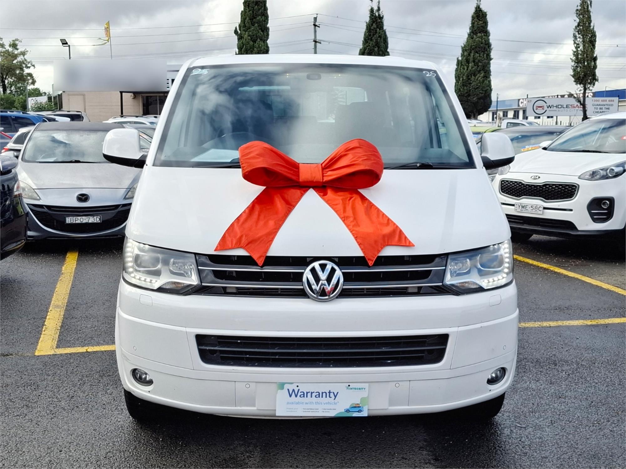 2012 VOLKSWAGEN MULTIVAN T5 MY12 COMFORTLINE TDI340 7 SP AUTO DIRECT SHIFT 4D WAGON