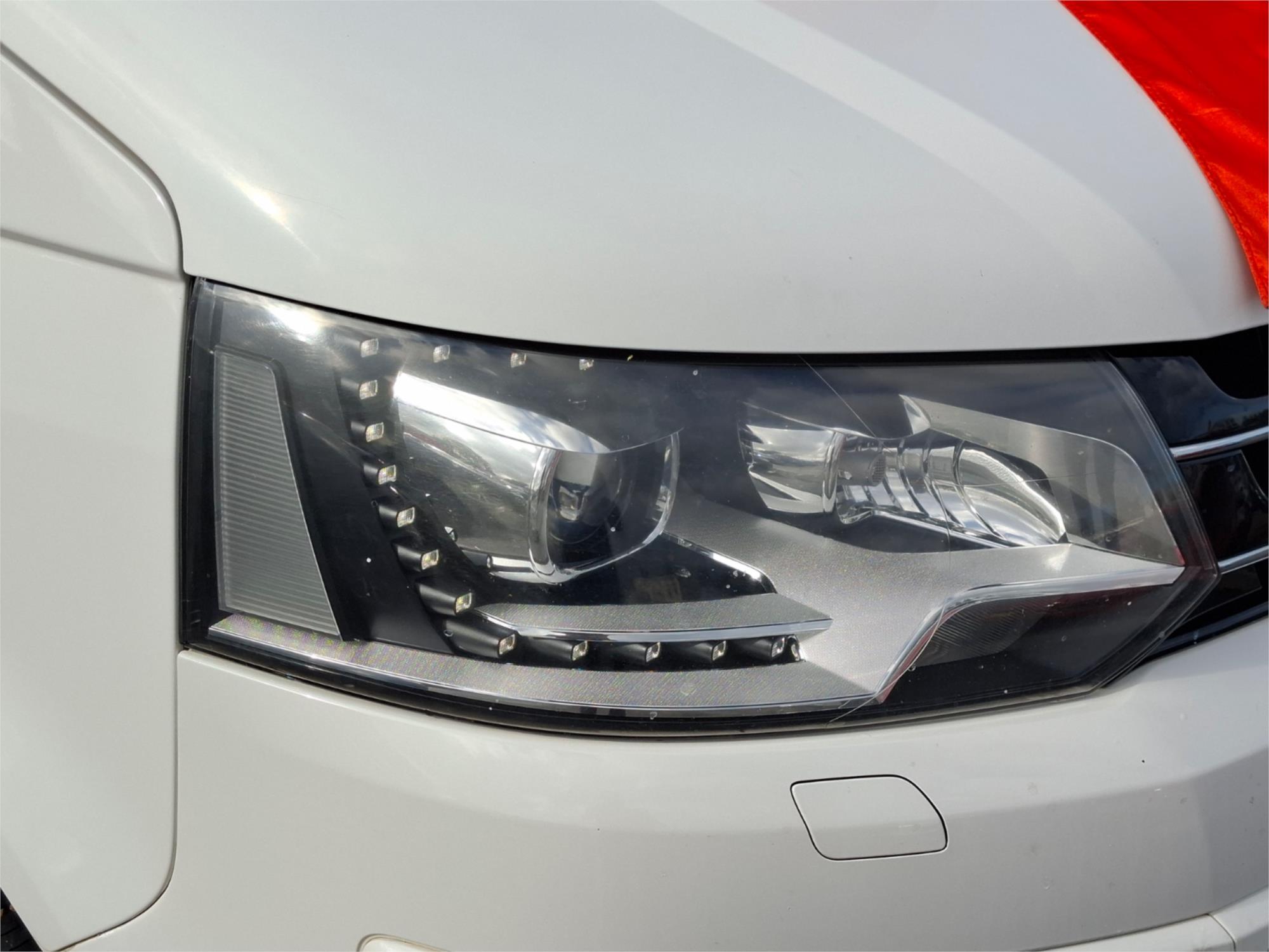 2012 VOLKSWAGEN MULTIVAN T5 MY12 COMFORTLINE TDI340 7 SP AUTO DIRECT SHIFT 4D WAGON