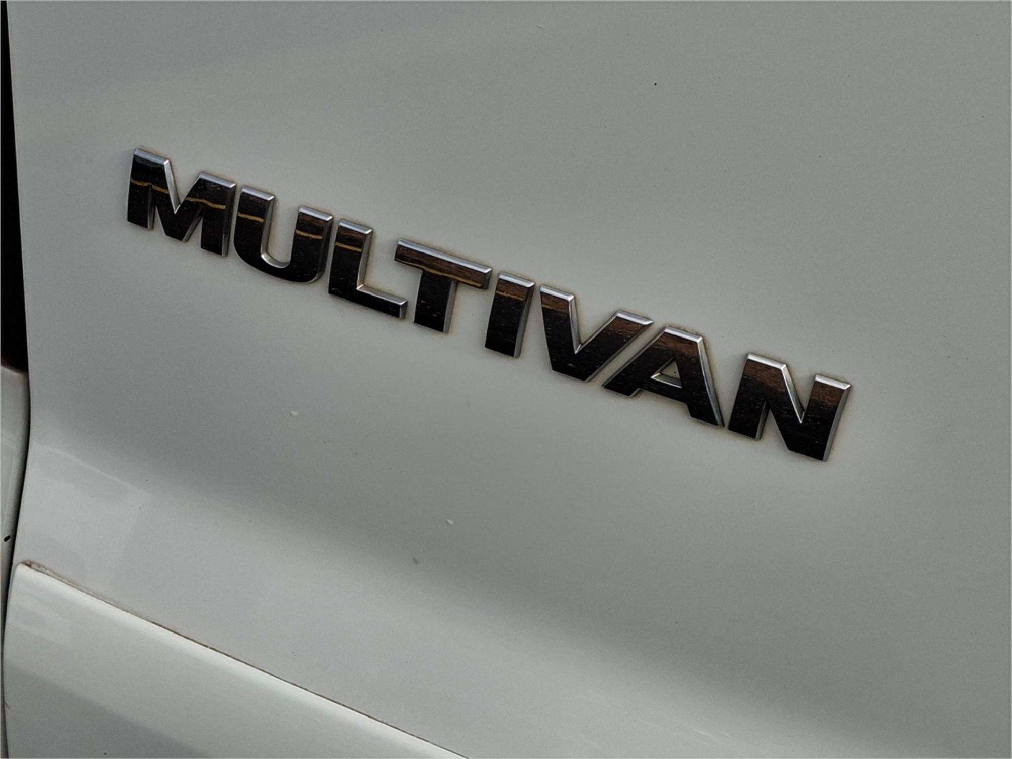 2012 VOLKSWAGEN MULTIVAN T5 MY12 COMFORTLINE TDI340 7 SP AUTO DIRECT SHIFT 4D WAGON