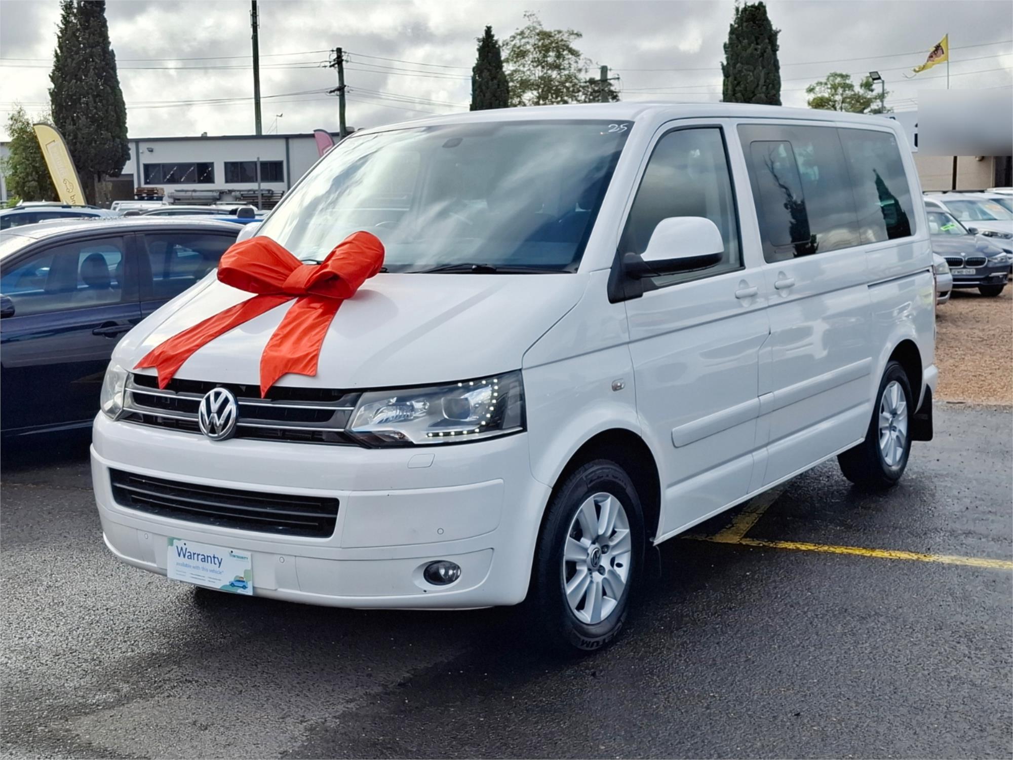 2012 VOLKSWAGEN MULTIVAN T5 MY12 COMFORTLINE TDI340 7 SP AUTO DIRECT SHIFT 4D WAGON