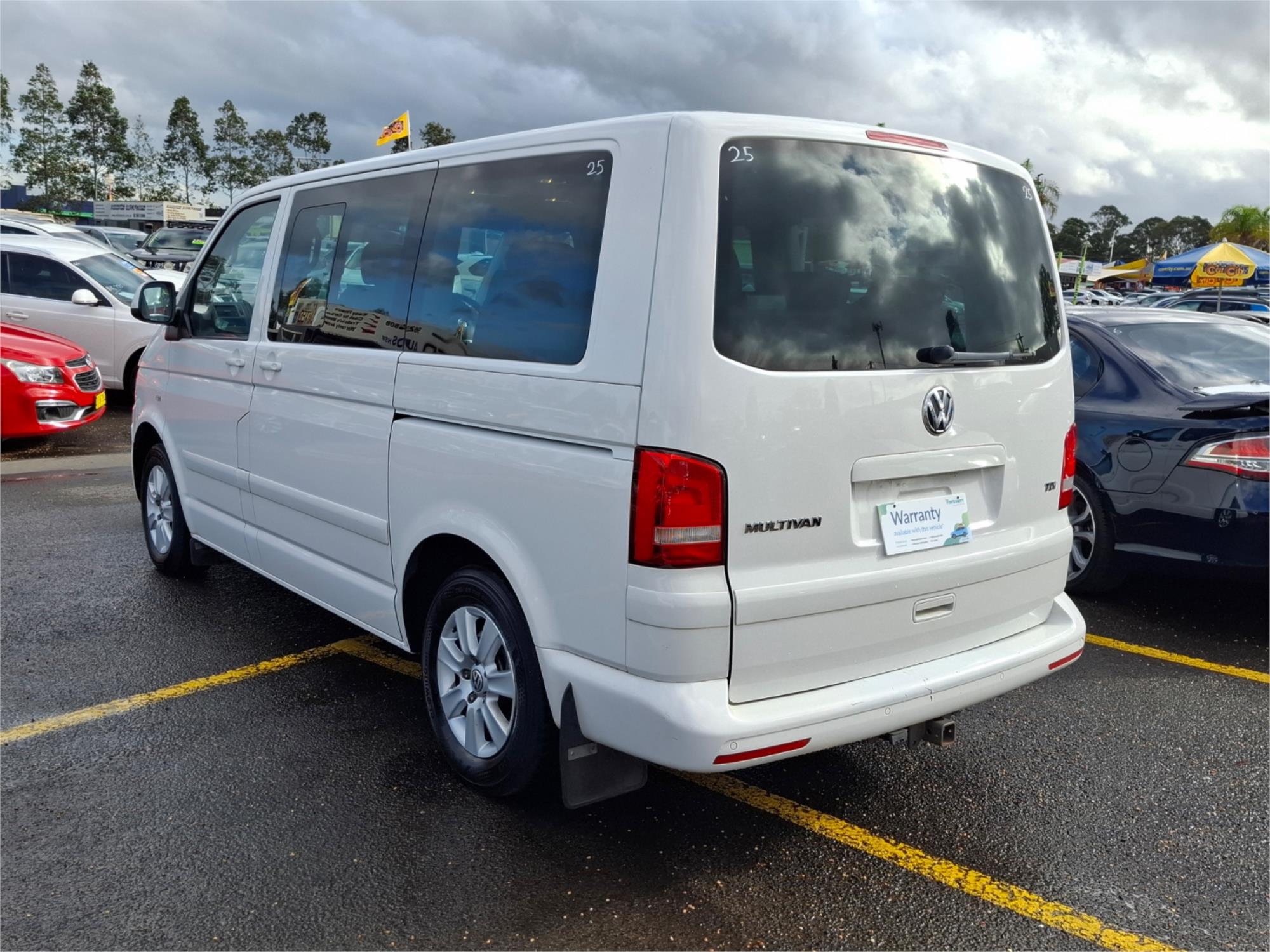2012 VOLKSWAGEN MULTIVAN T5 MY12 COMFORTLINE TDI340 7 SP AUTO DIRECT SHIFT 4D WAGON