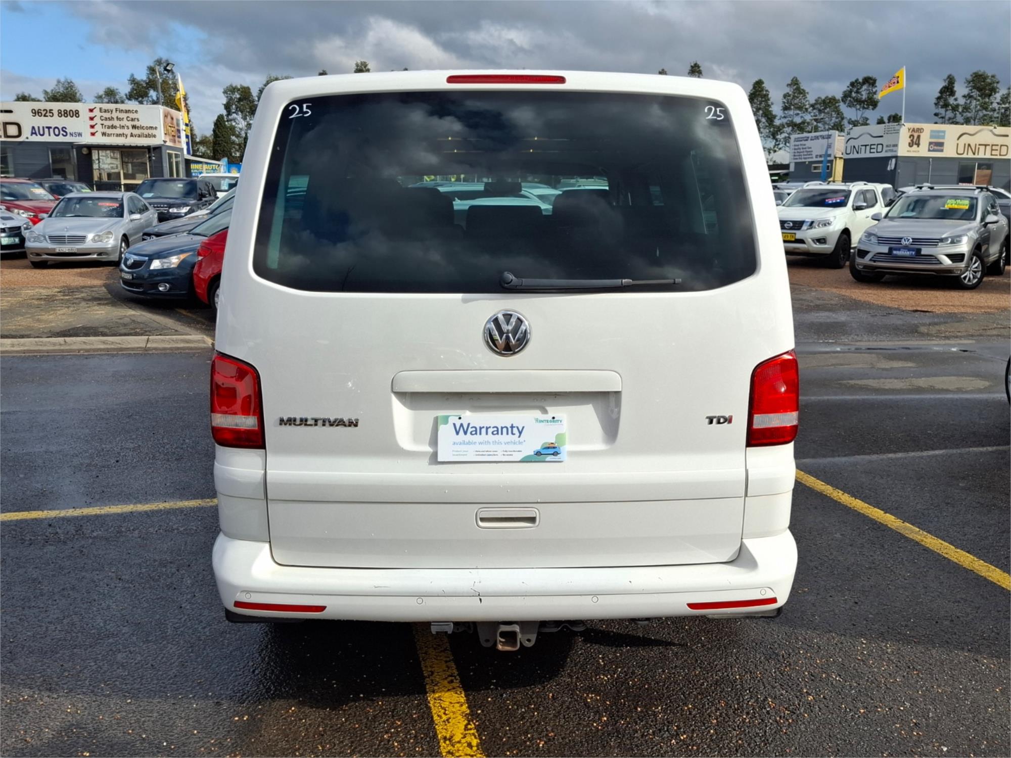 2012 VOLKSWAGEN MULTIVAN T5 MY12 COMFORTLINE TDI340 7 SP AUTO DIRECT SHIFT 4D WAGON
