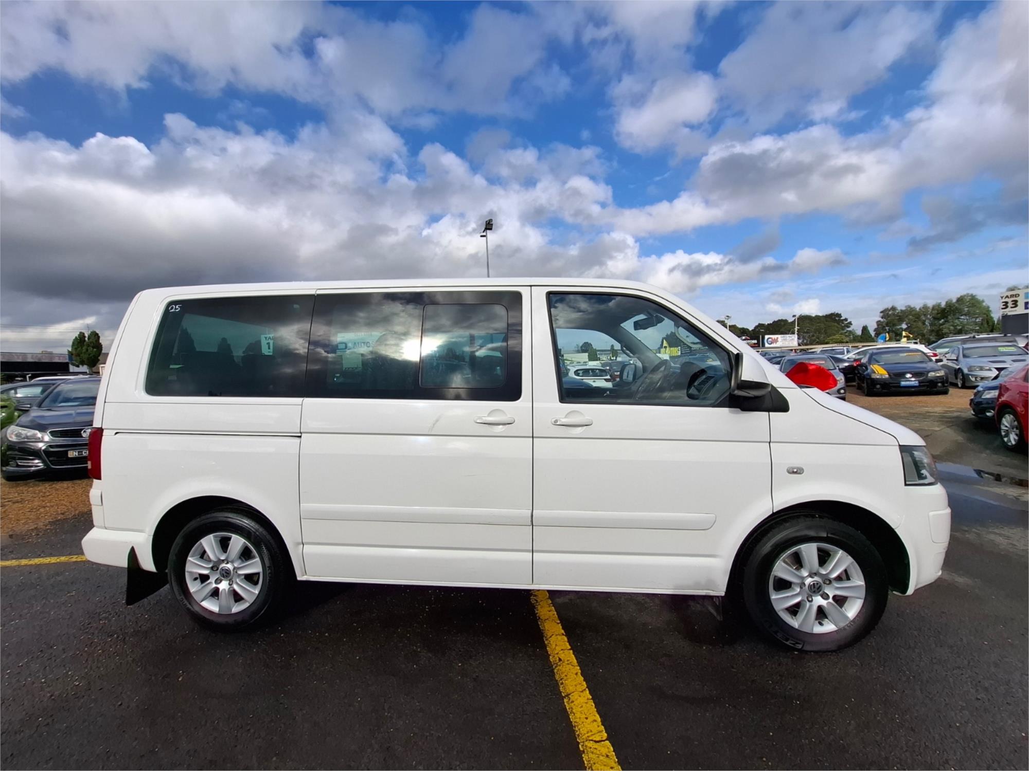 2012 VOLKSWAGEN MULTIVAN T5 MY12 COMFORTLINE TDI340 7 SP AUTO DIRECT SHIFT 4D WAGON