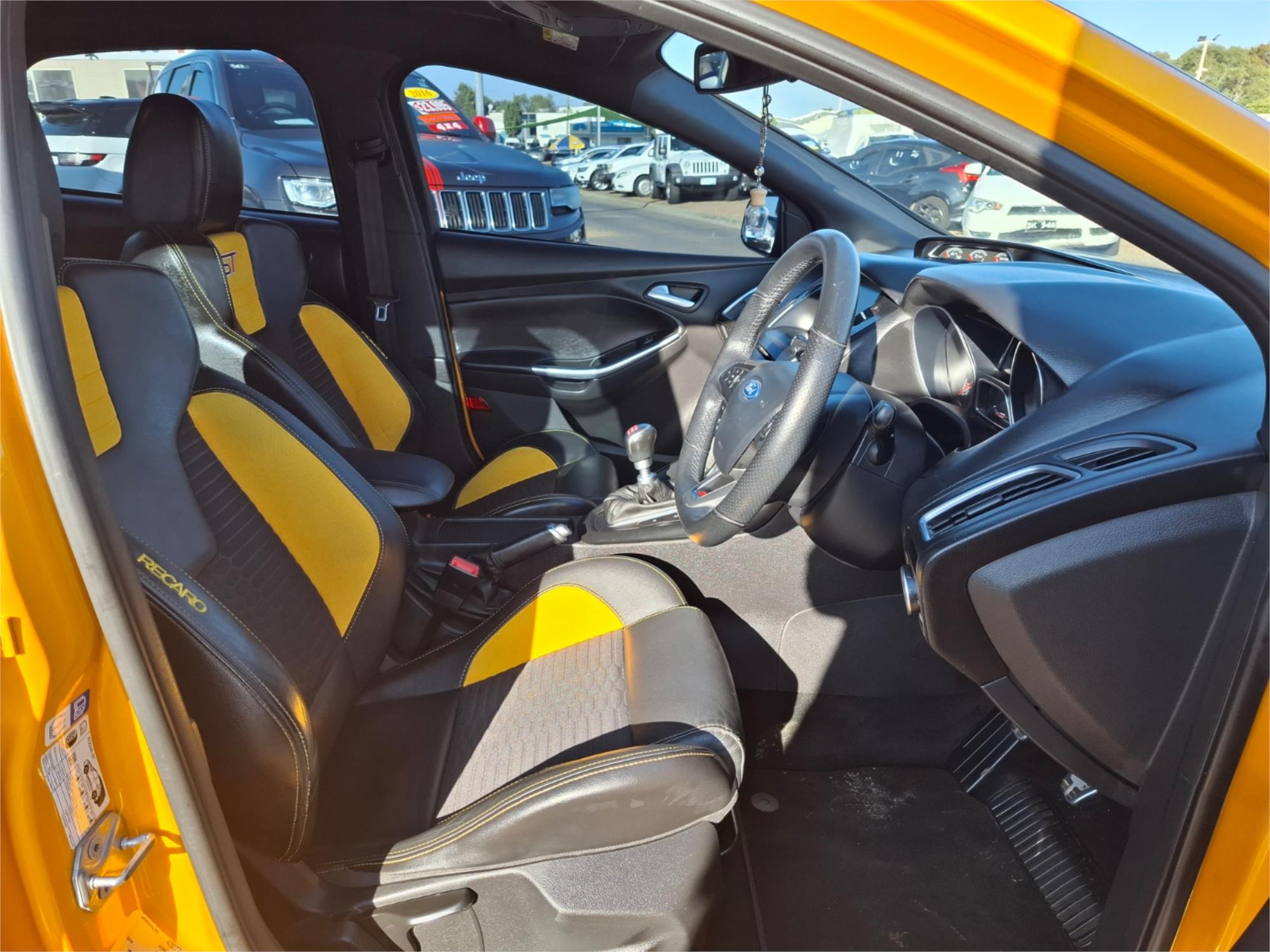 2015 FORD FOCUS LZ ST2 6 SP MANUAL 5D HATCHBACK