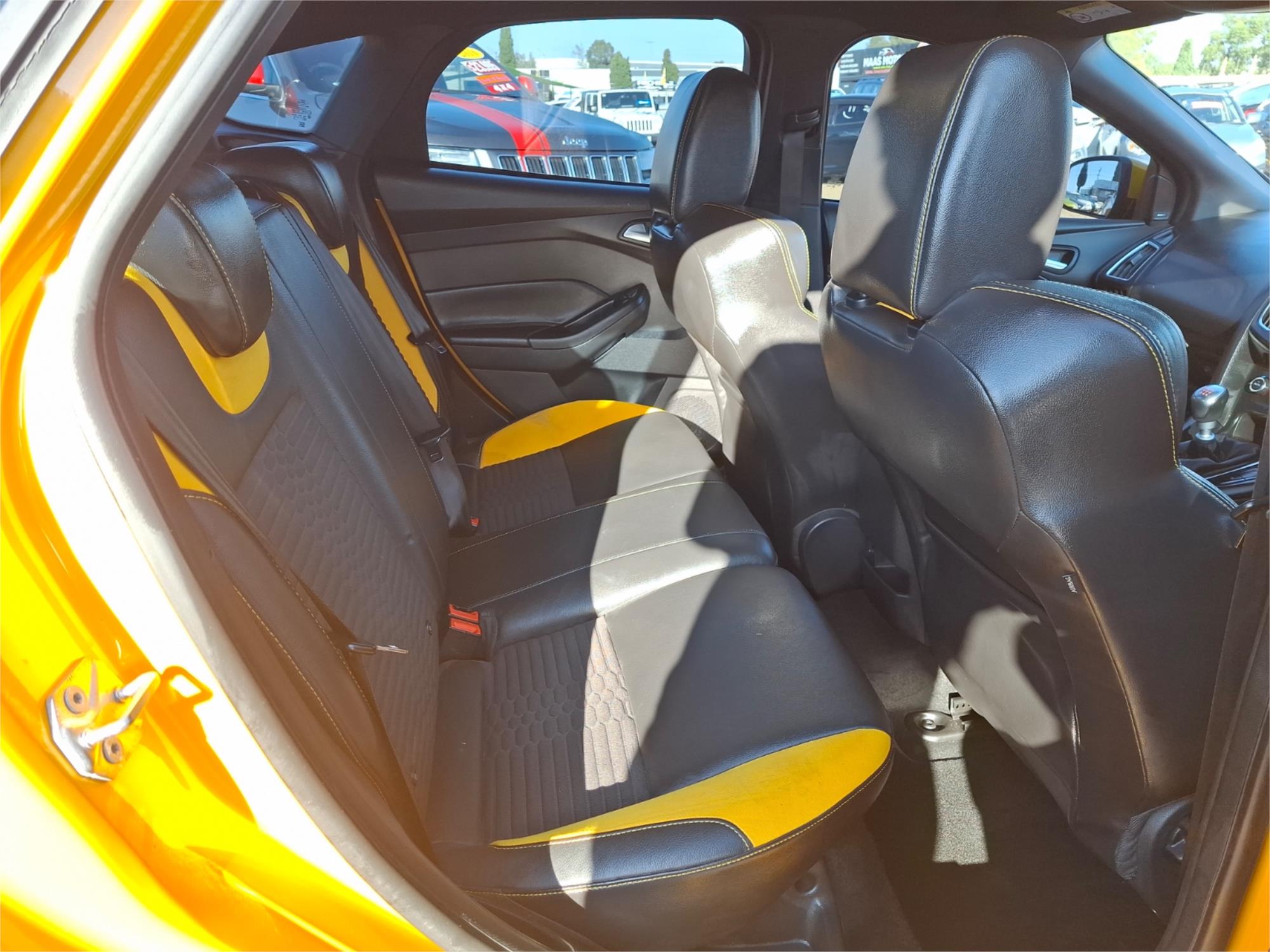 2015 FORD FOCUS LZ ST2 6 SP MANUAL 5D HATCHBACK