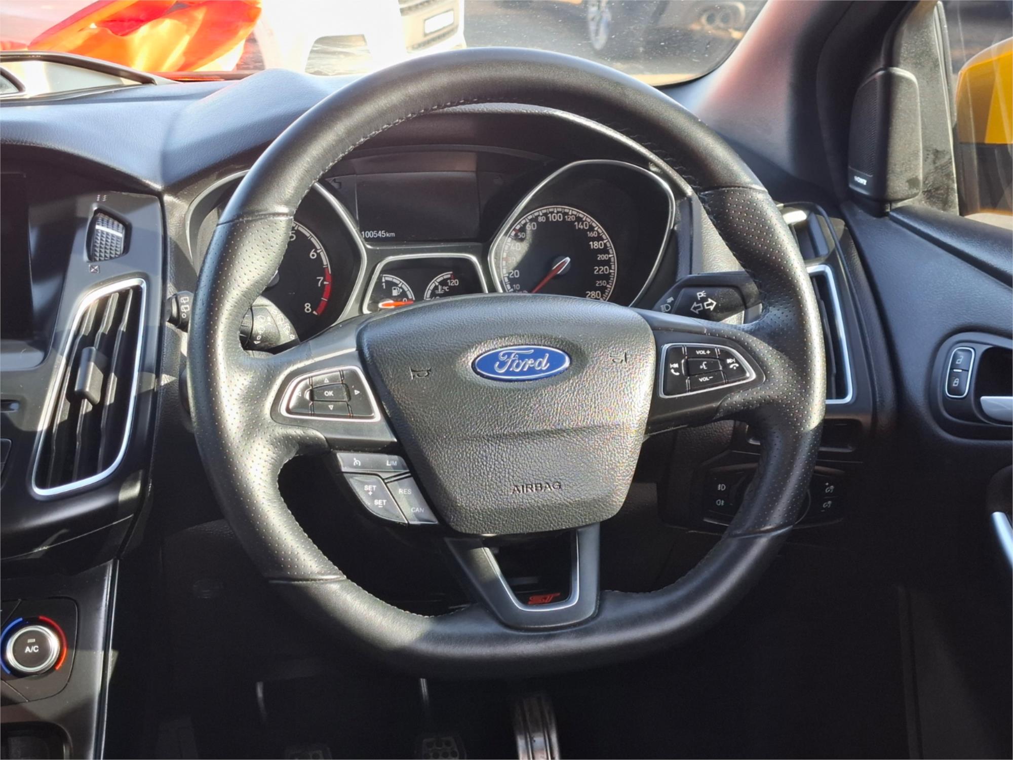 2015 FORD FOCUS LZ ST2 6 SP MANUAL 5D HATCHBACK