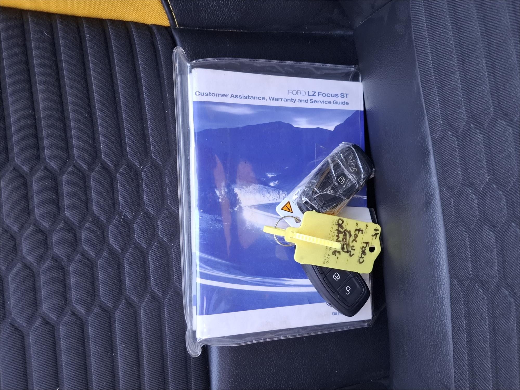 2015 FORD FOCUS LZ ST2 6 SP MANUAL 5D HATCHBACK