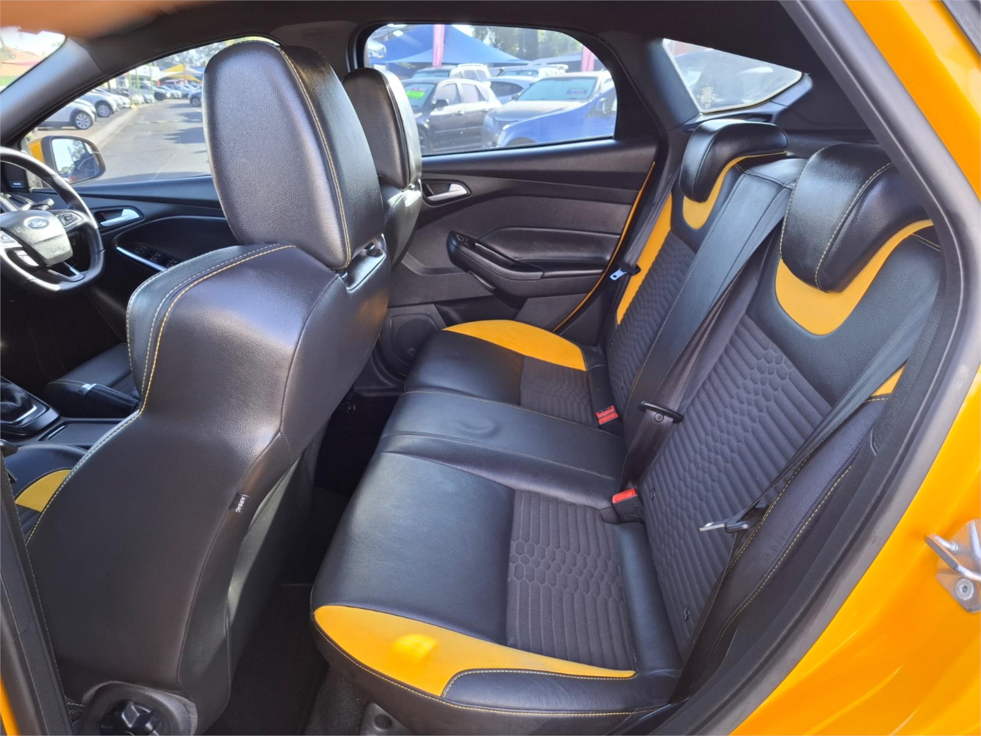 2015 FORD FOCUS LZ ST2 6 SP MANUAL 5D HATCHBACK