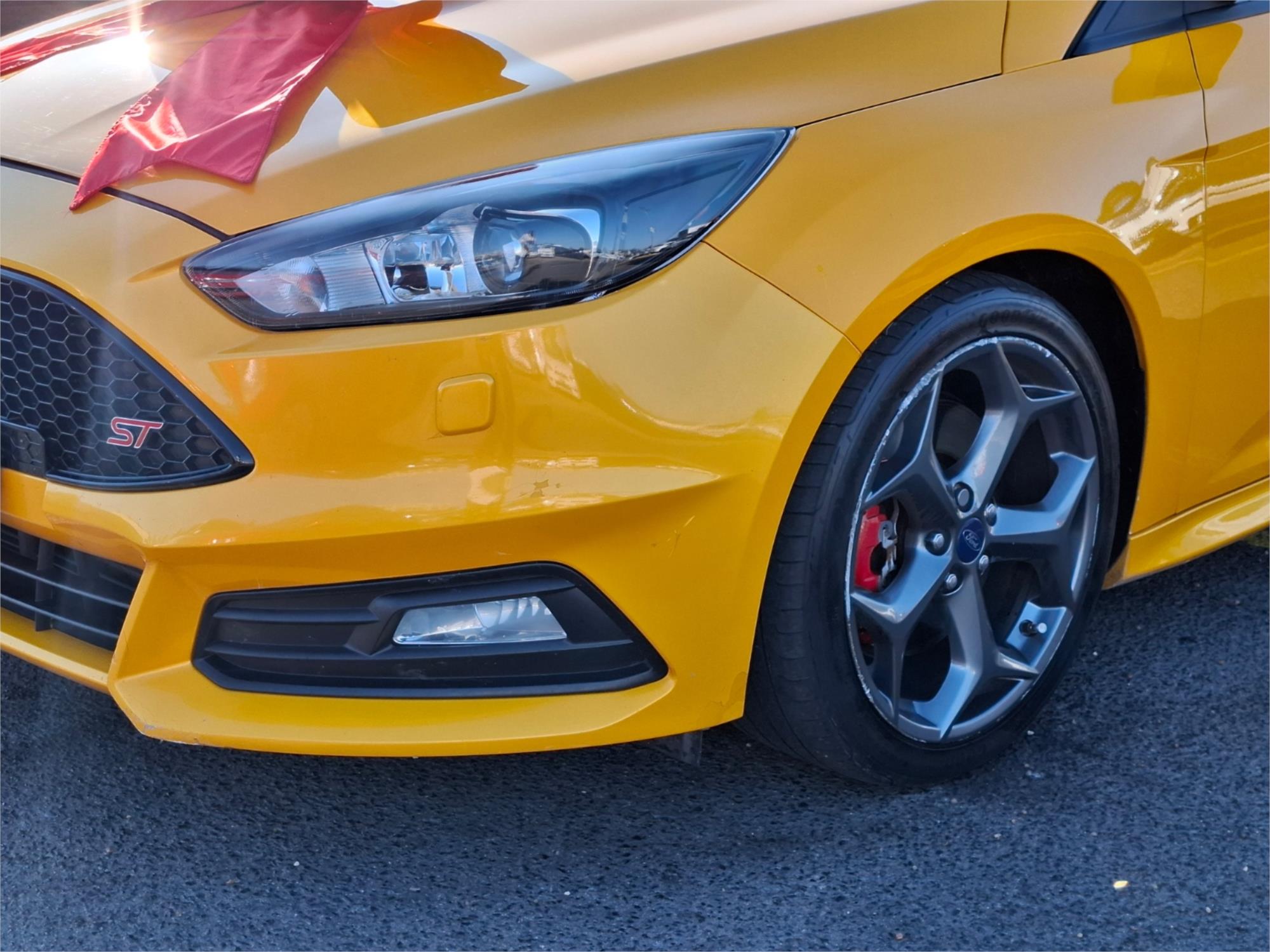 2015 FORD FOCUS LZ ST2 6 SP MANUAL 5D HATCHBACK