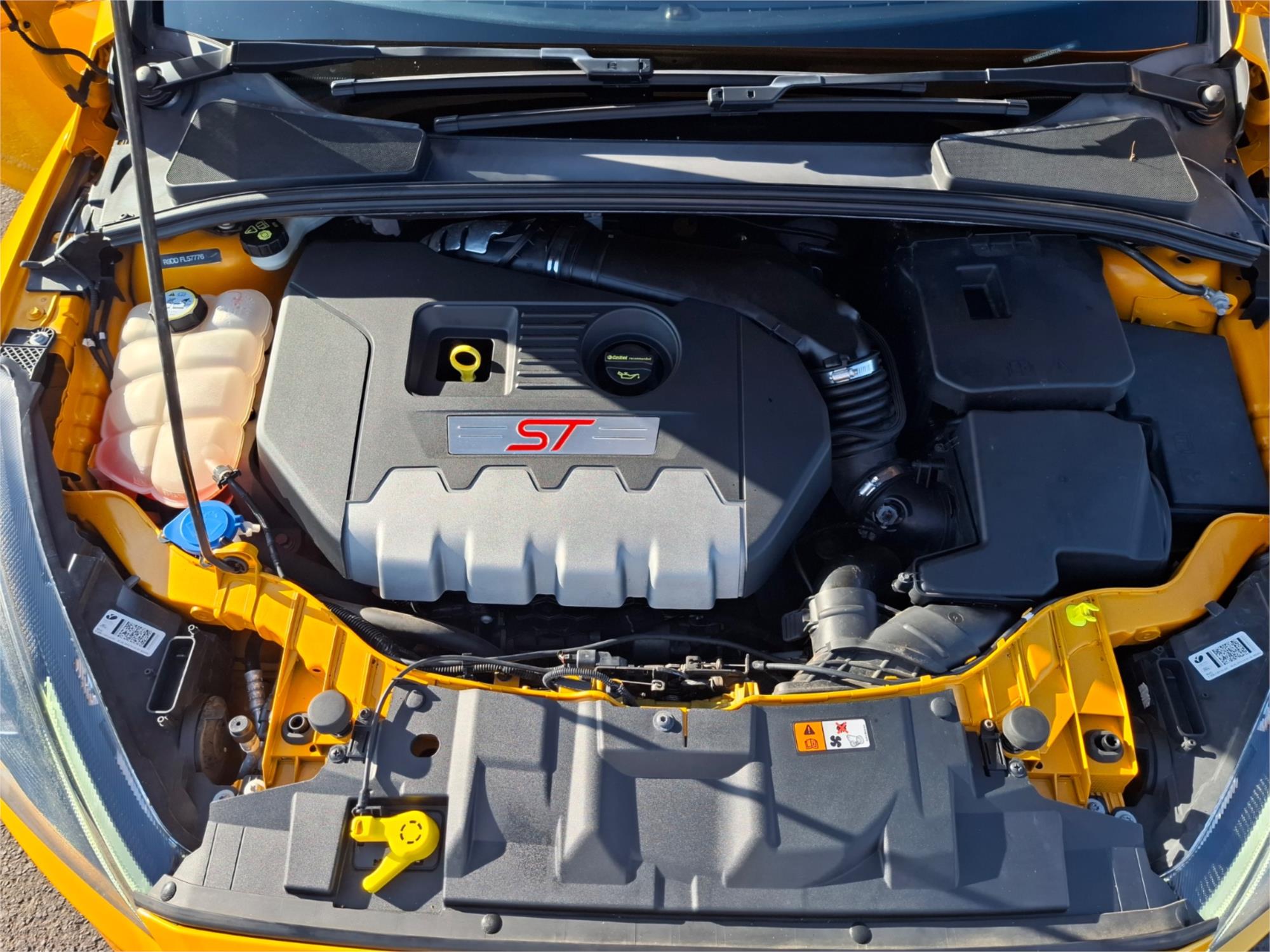 2015 FORD FOCUS LZ ST2 6 SP MANUAL 5D HATCHBACK