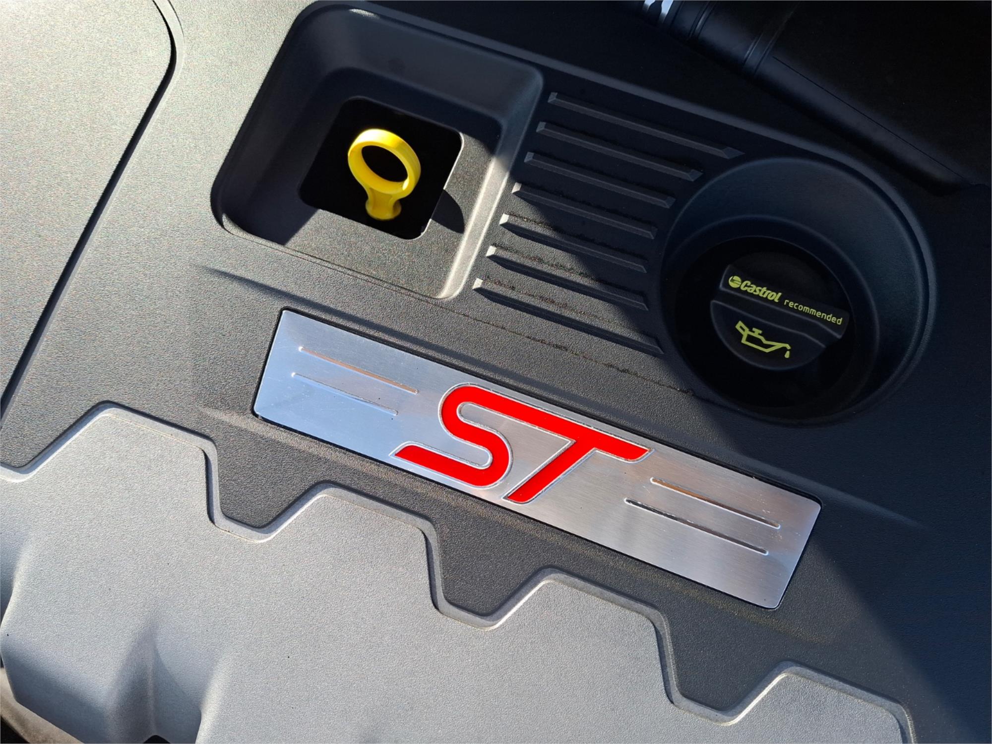 2015 FORD FOCUS LZ ST2 6 SP MANUAL 5D HATCHBACK