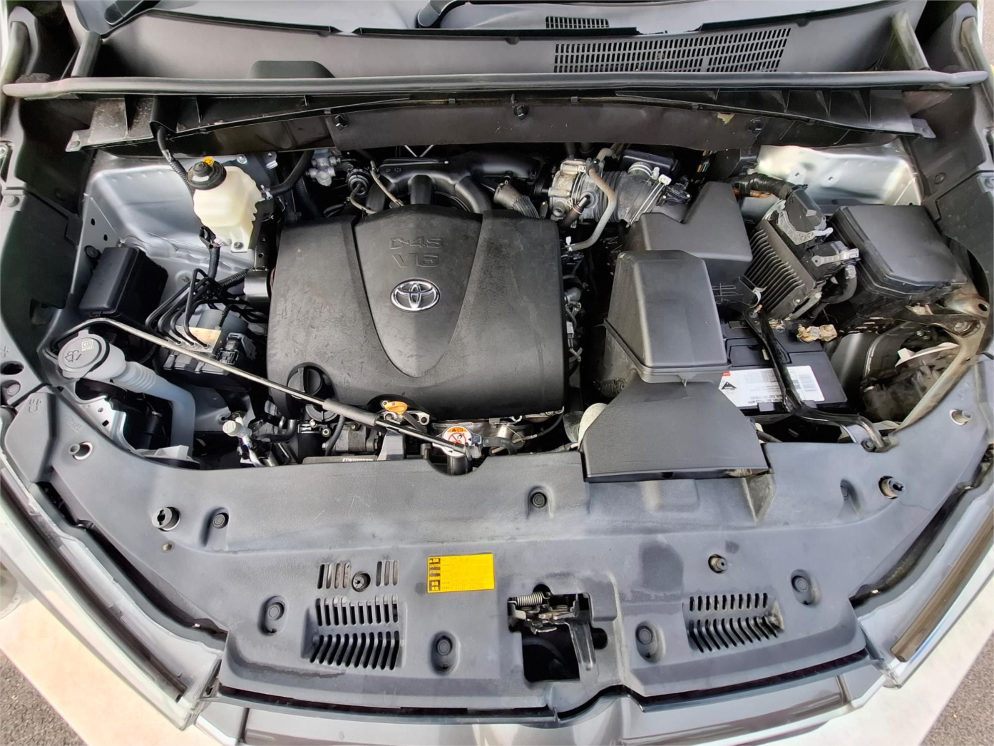 2019 TOYOTA KLUGER GSU50R GX (4x2) 8 SP AUTOMATIC 4D WAGON