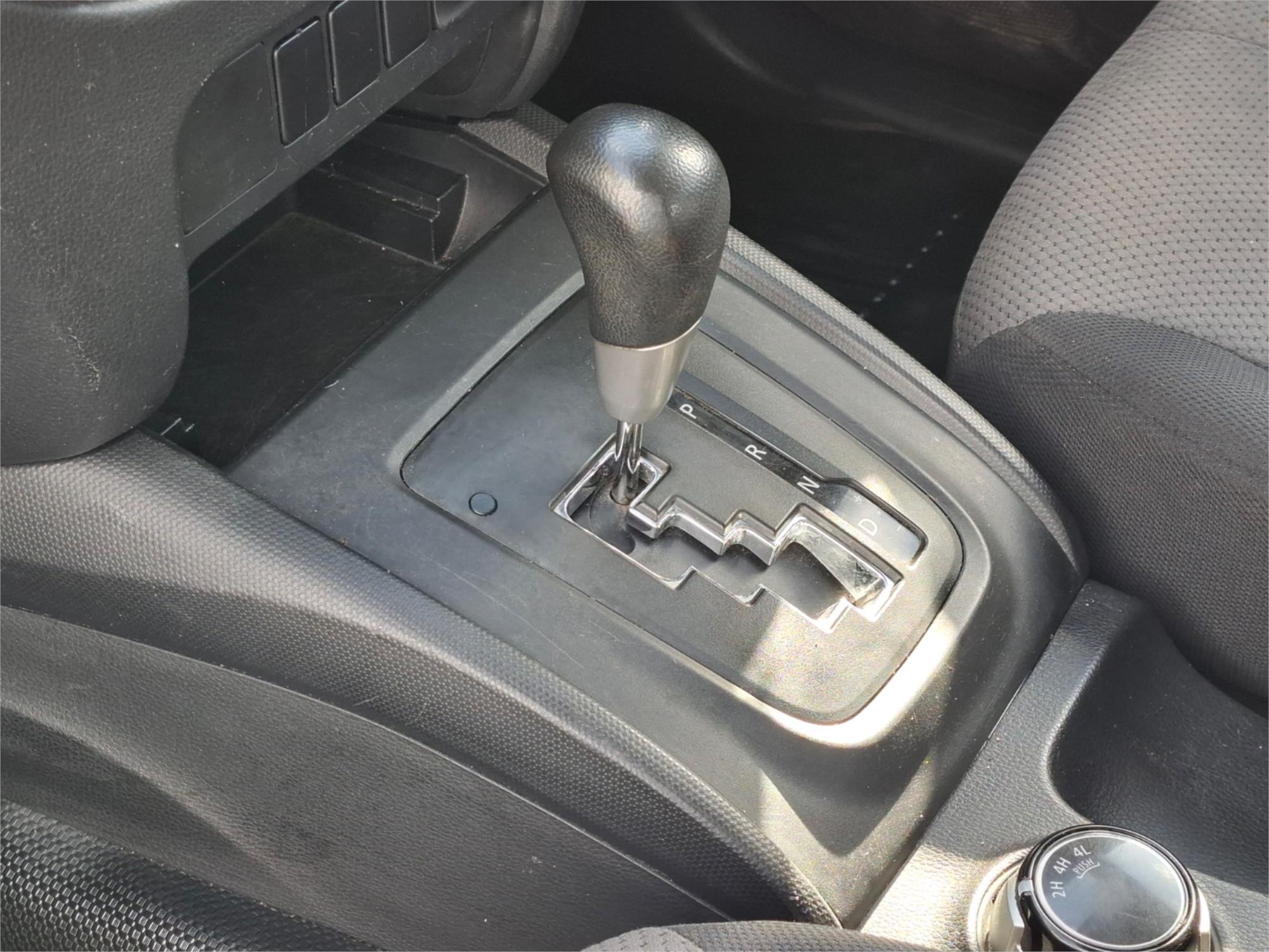 2017 MITSUBISHI TRITON MQ MY17 GLX (4x4) 5 SP AUTOMATIC DUAL CAB UTILITY