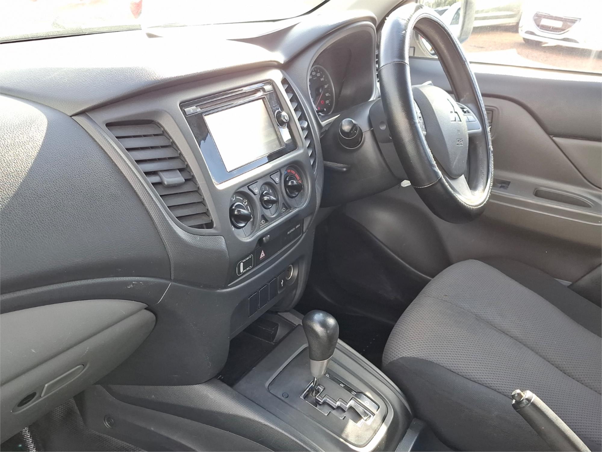 2017 MITSUBISHI TRITON MQ MY17 GLX (4x4) 5 SP AUTOMATIC DUAL CAB UTILITY