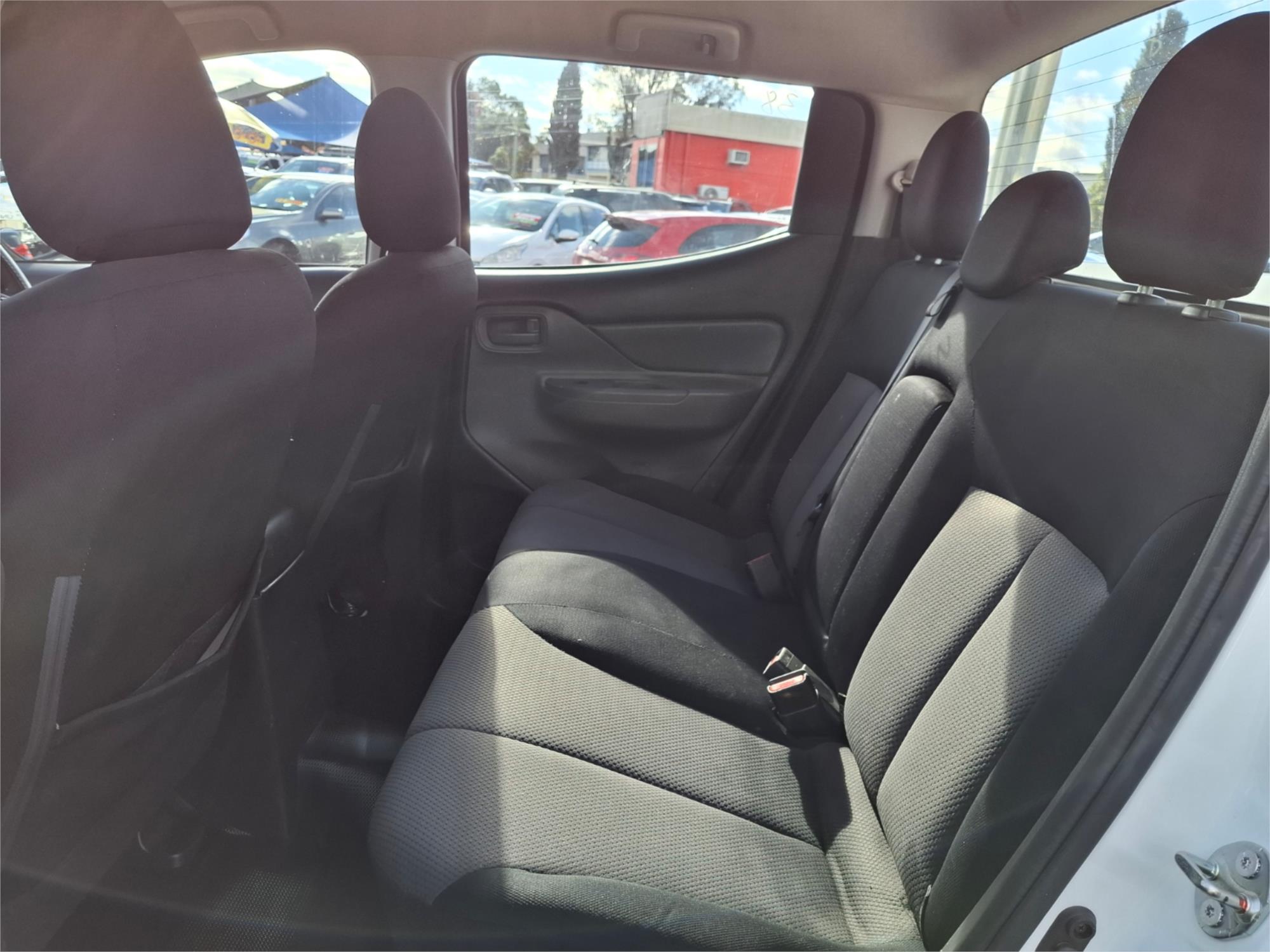 2017 MITSUBISHI TRITON MQ MY17 GLX (4x4) 5 SP AUTOMATIC DUAL CAB UTILITY
